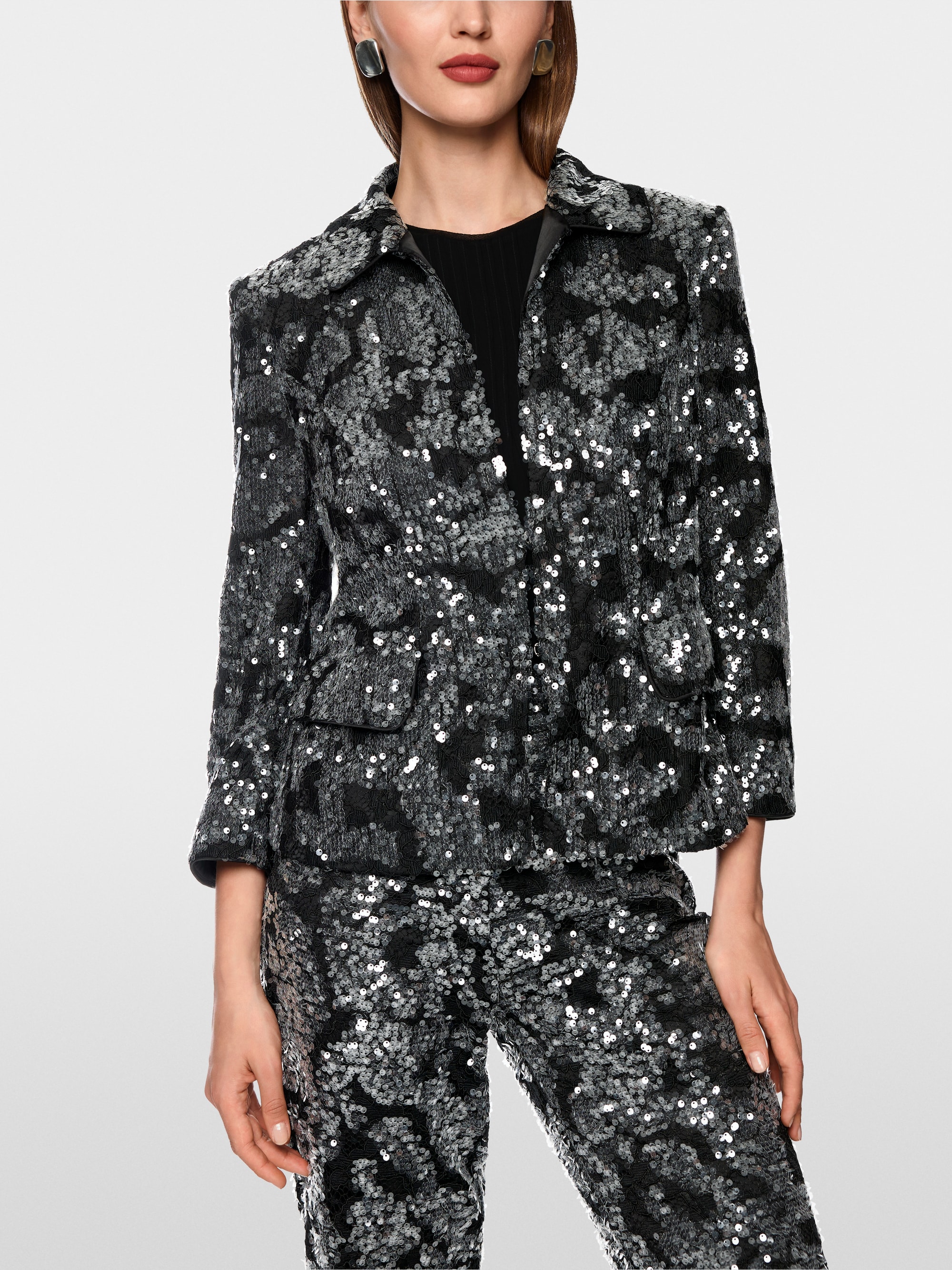 Jacke mit Spitze und Pailletten