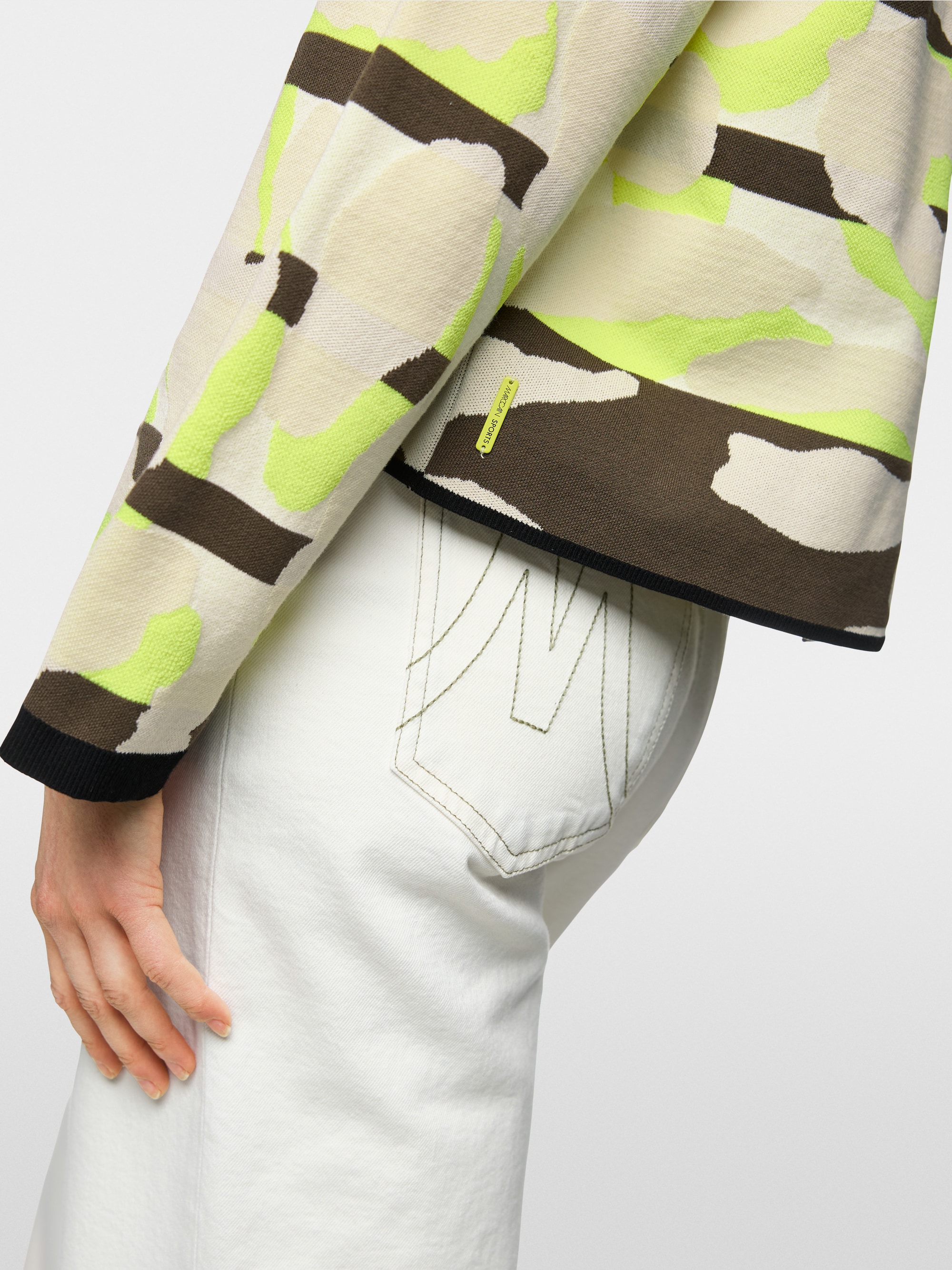 Knitted in Germany vest met luipaarddessin