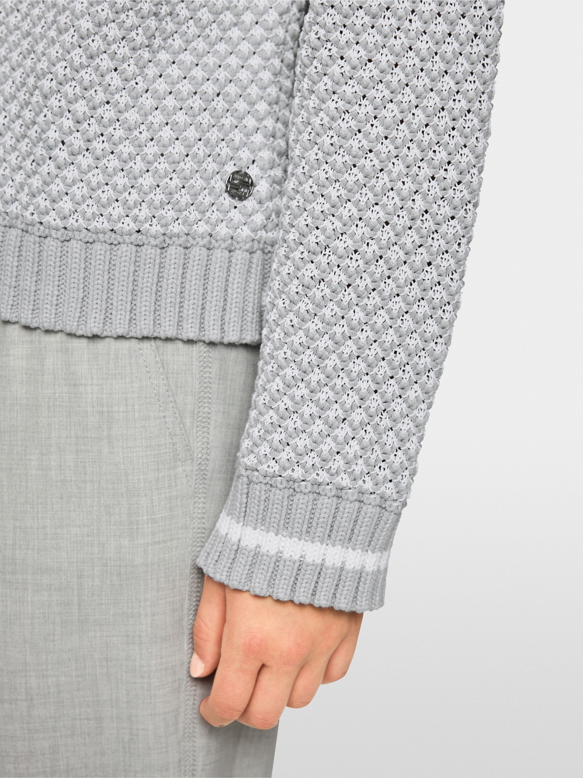 Knitted in Germany short jumper