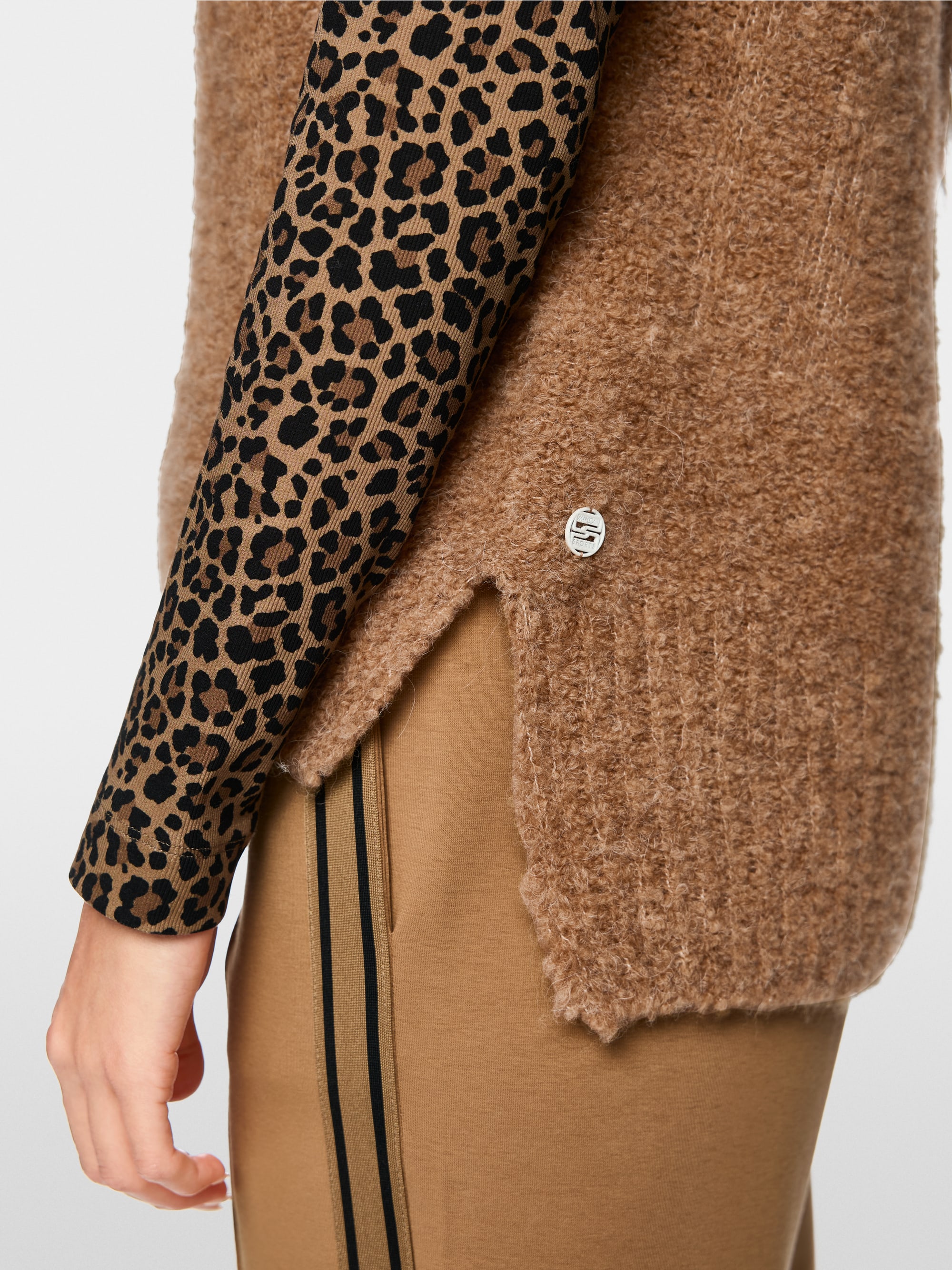 Knitted in Germany collar slipover