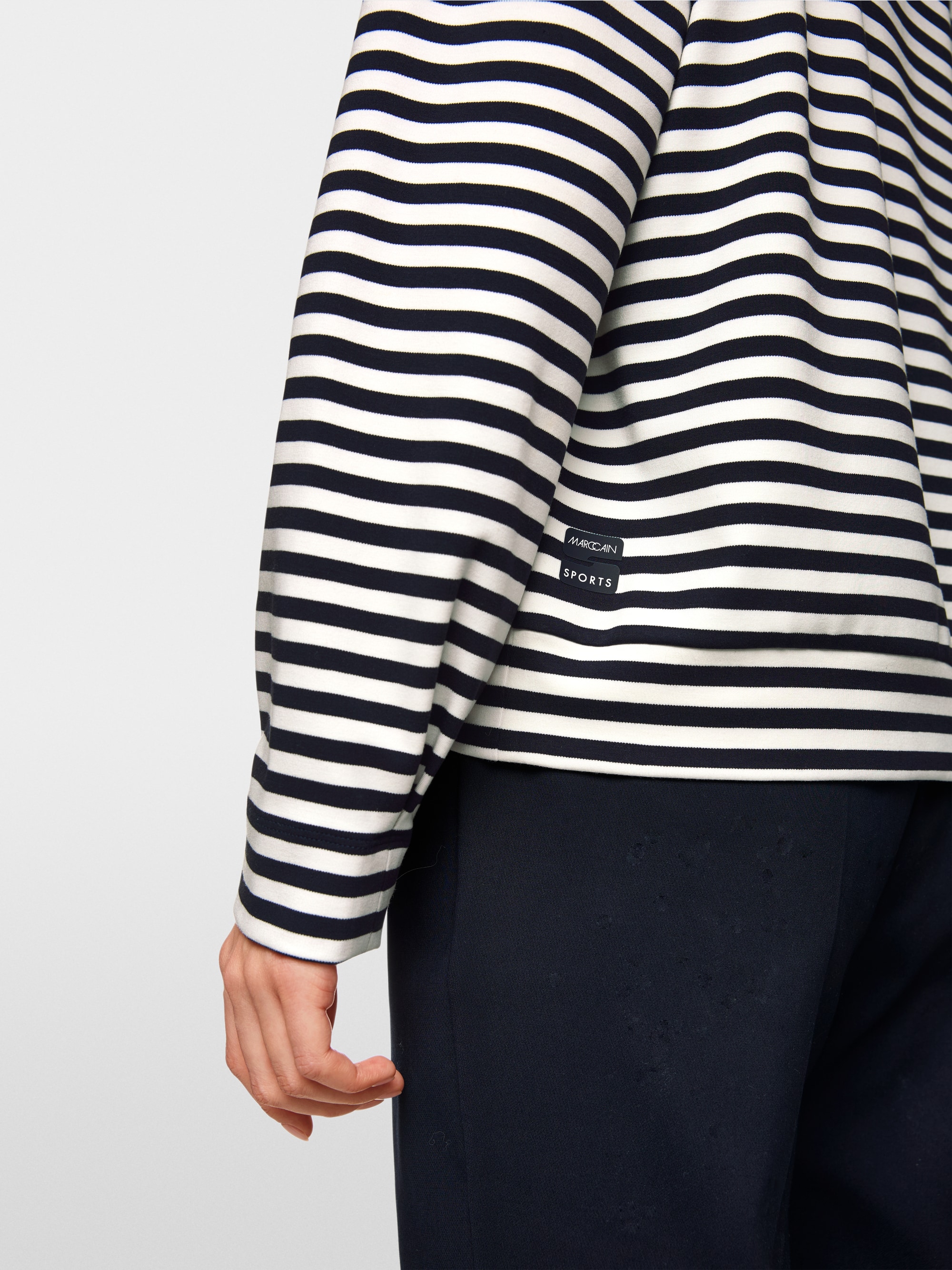 Geringeltes Sweatshirt