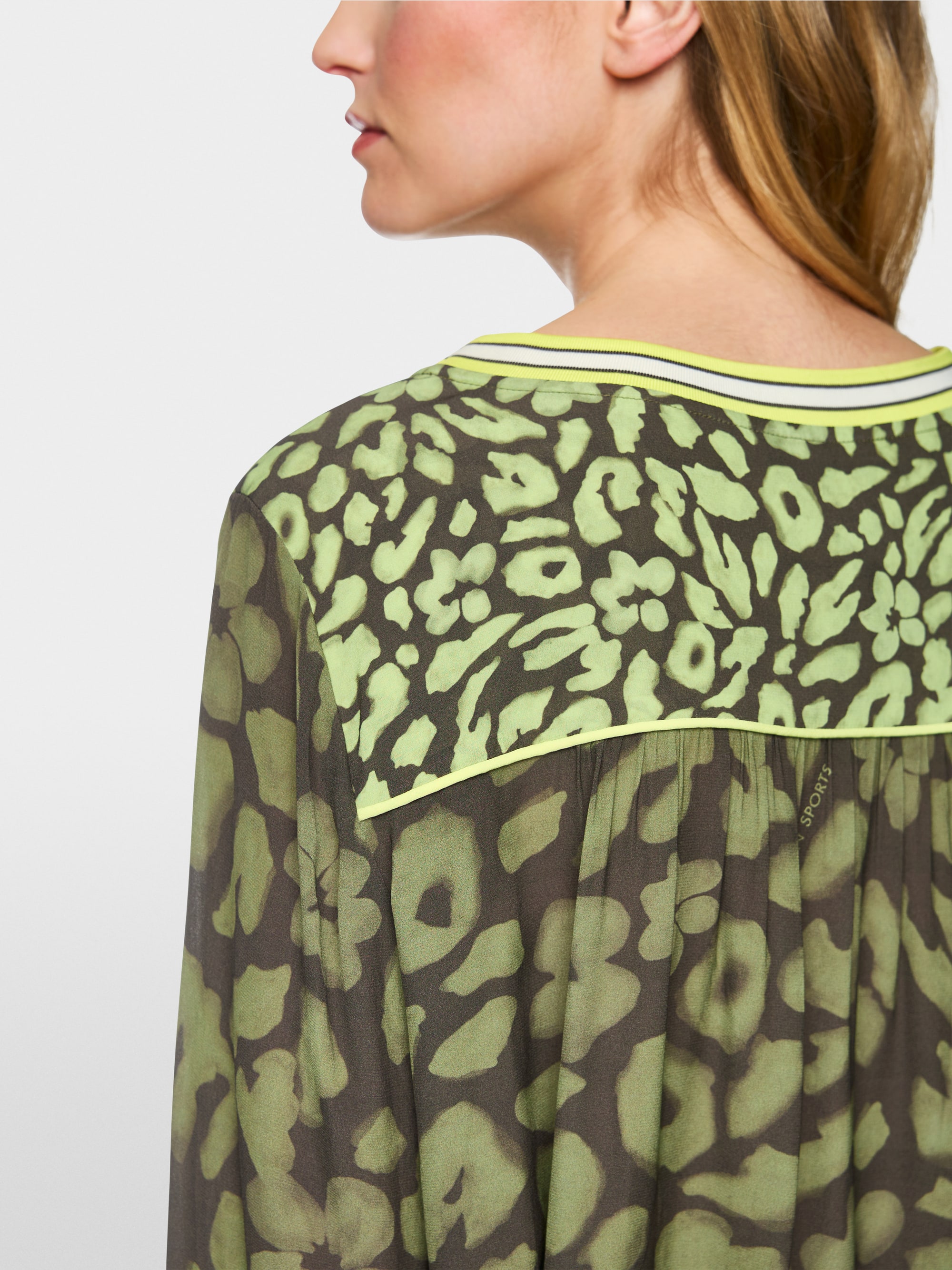 Slip-on blouse met luipaardprint