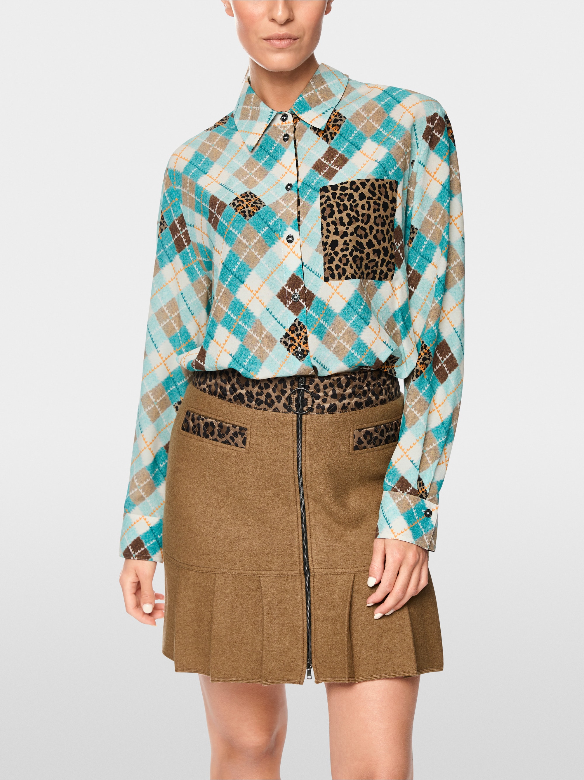 Viscose blouse with argyle pattern