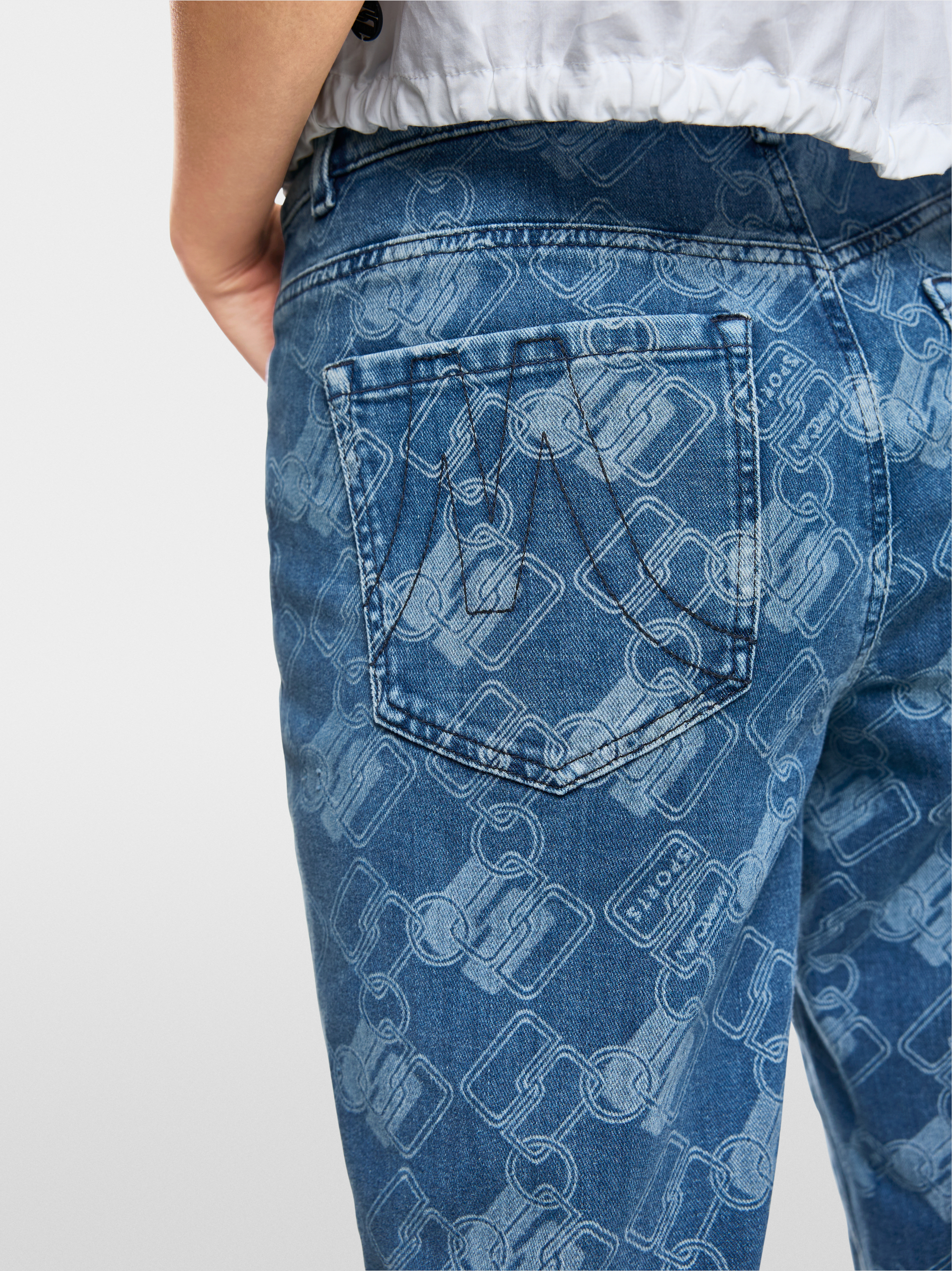 RIAD Rethink Together high-waist jeans