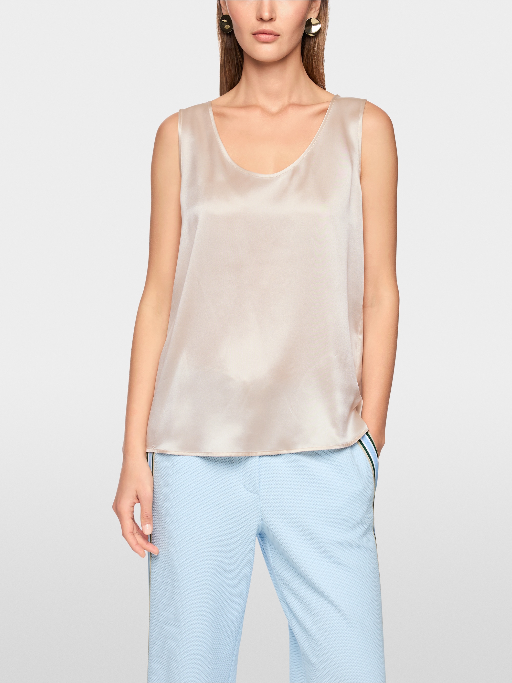 Zijden top met ronde hals