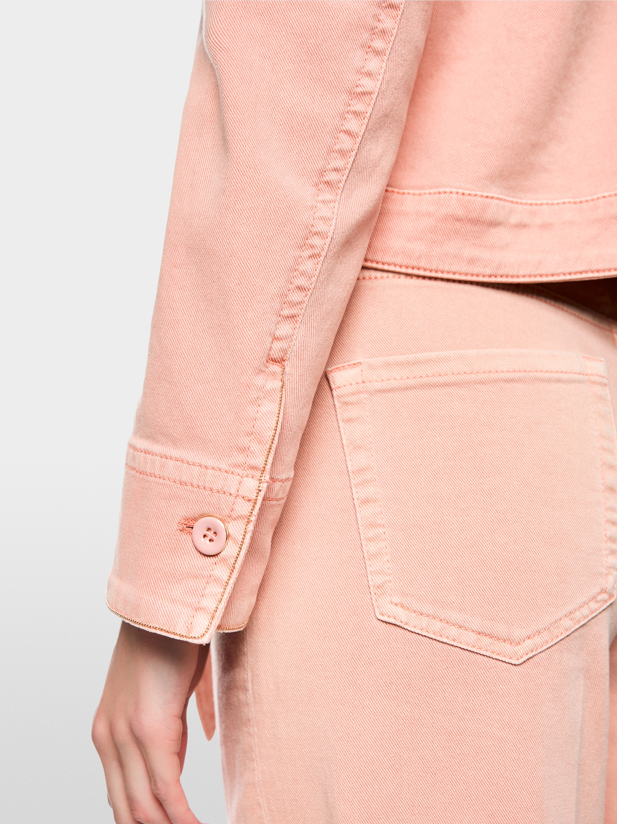 Denim jacket with oversized collar