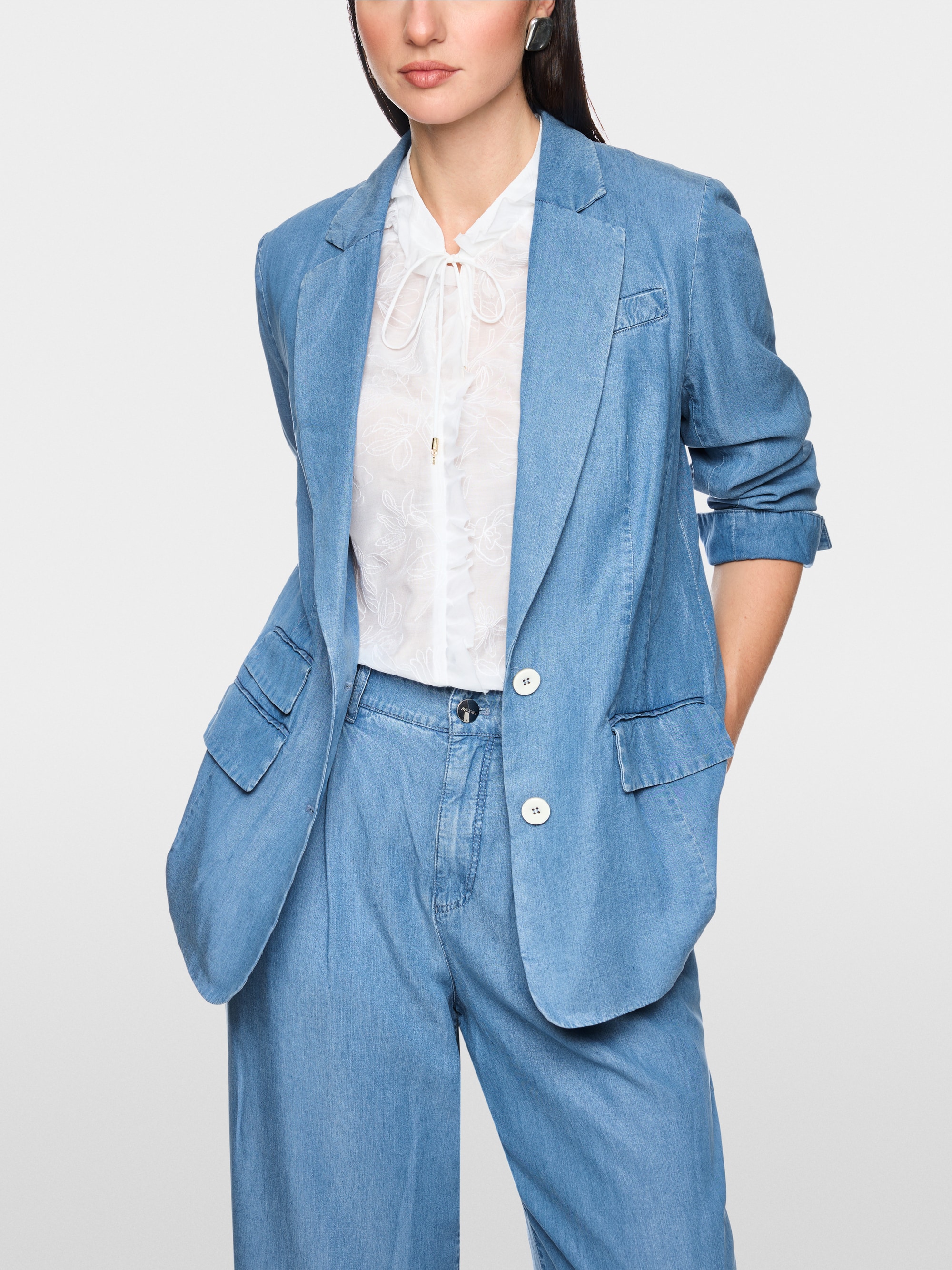 ‘Rethink Together’ oversized blazer