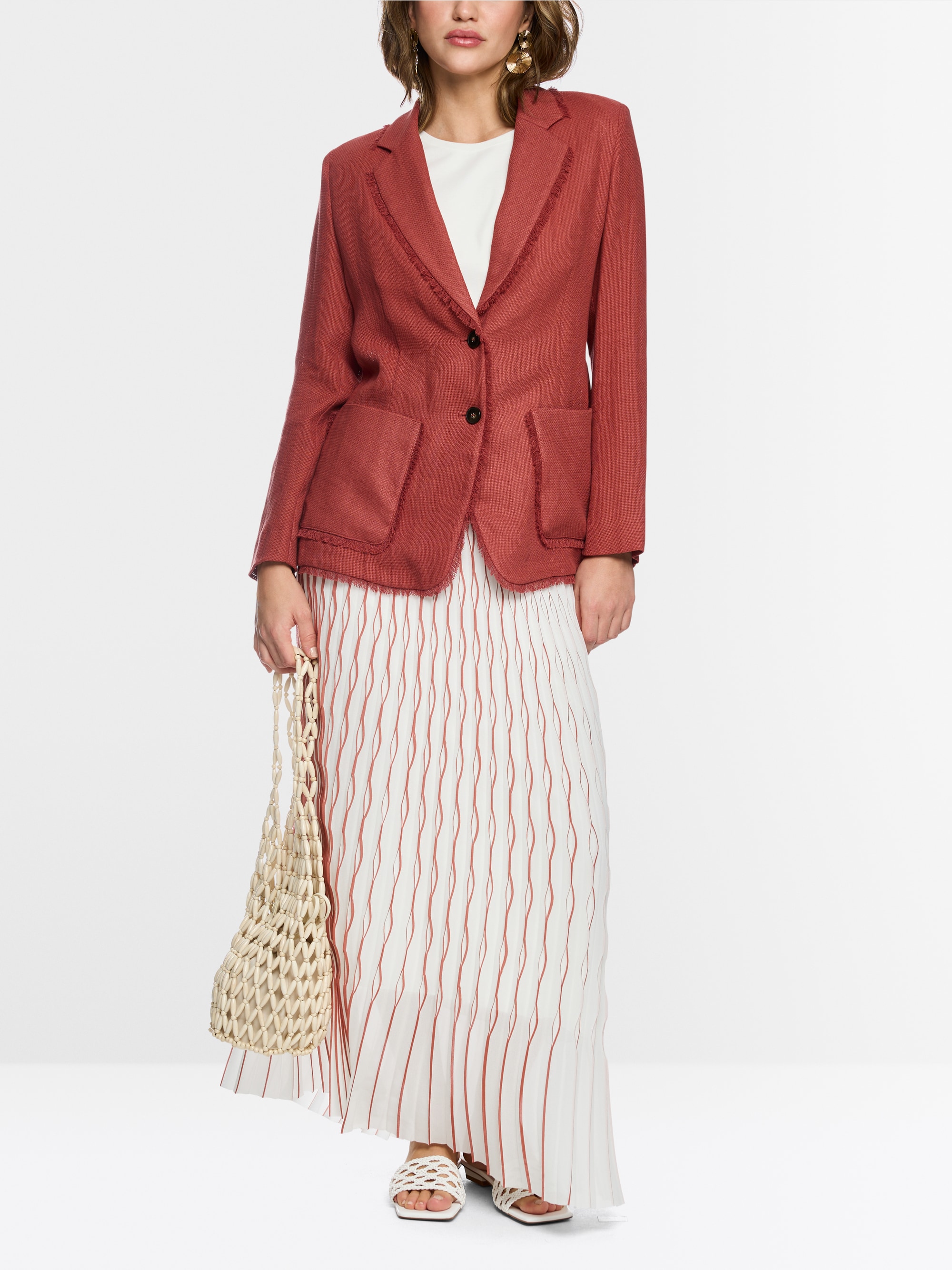 Summer blazer made of linen and viscose