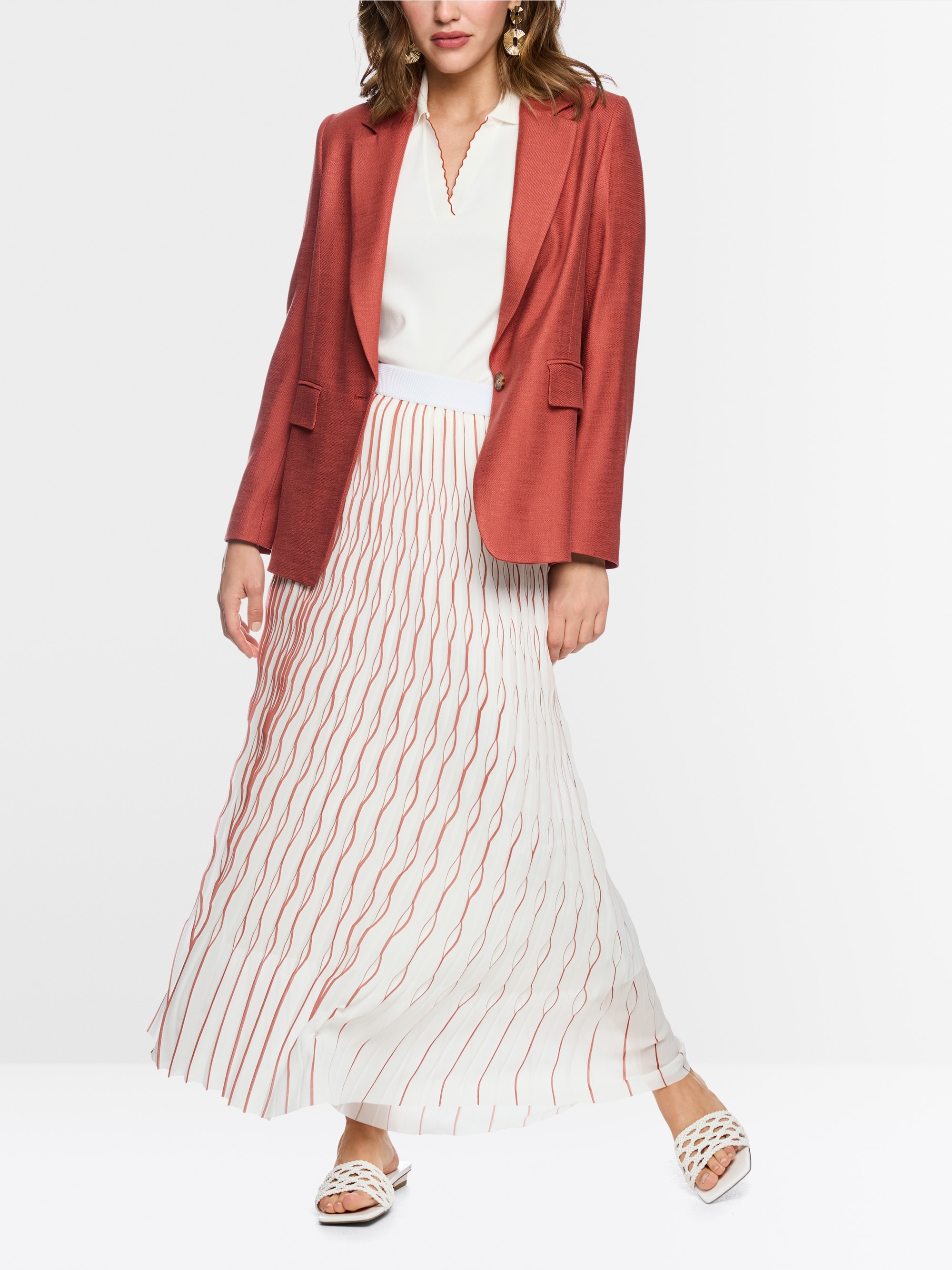 Viscose blazer with loose fit