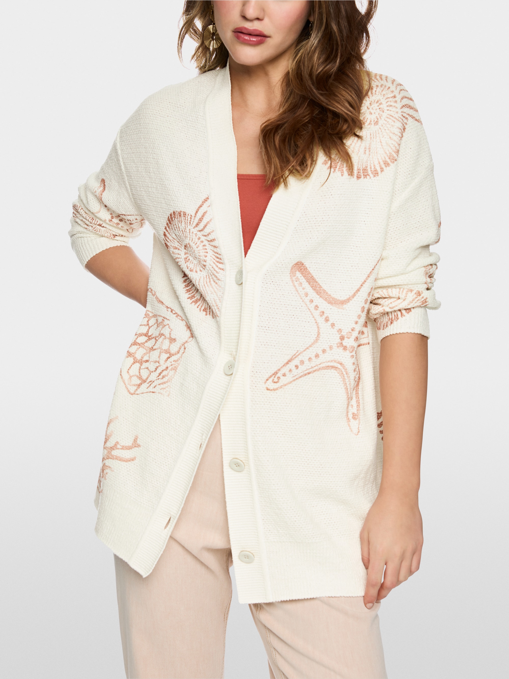 Long cardigan tricoté en Allemagne