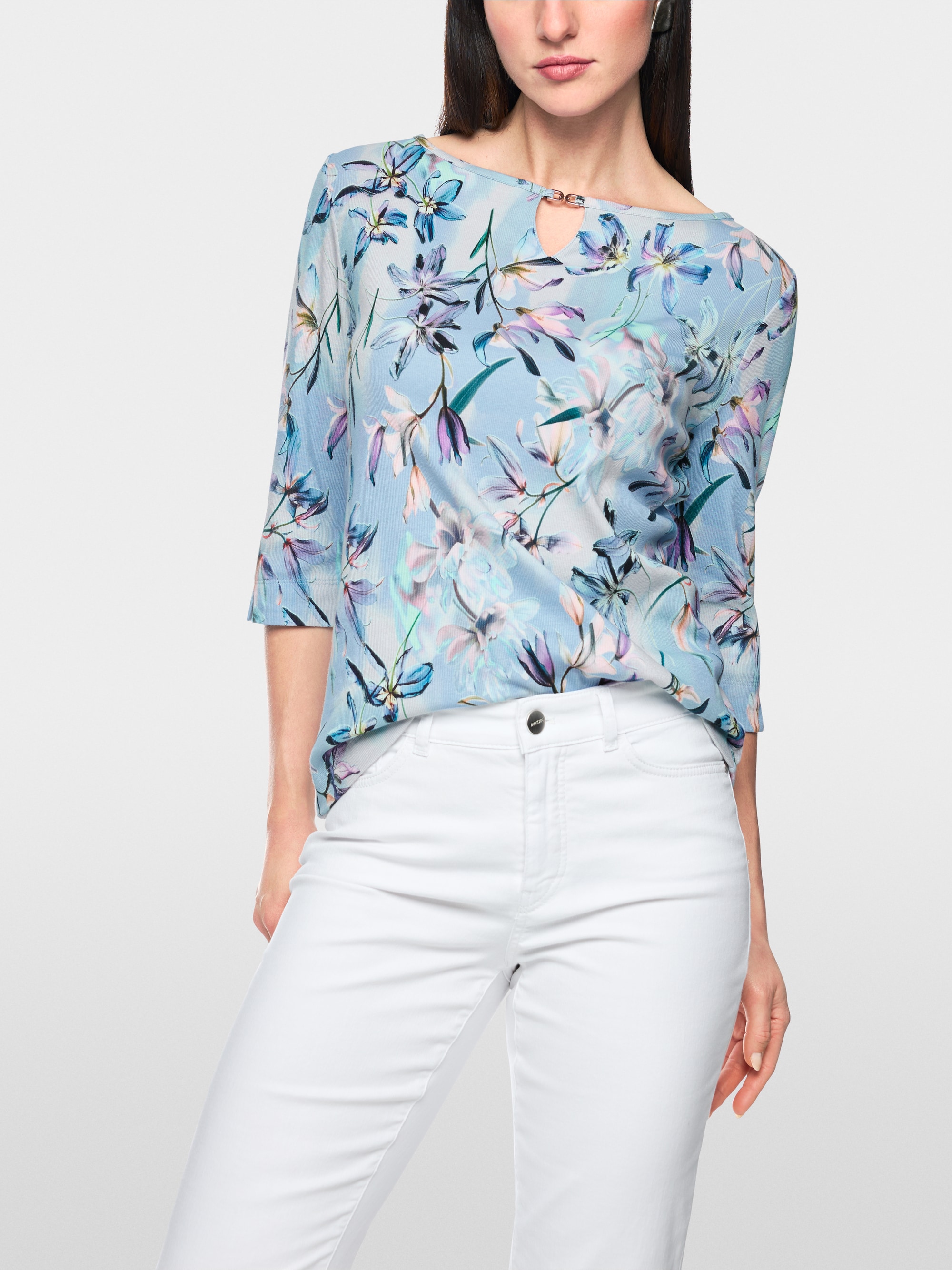 T-shirt flatteur pour la silhouette