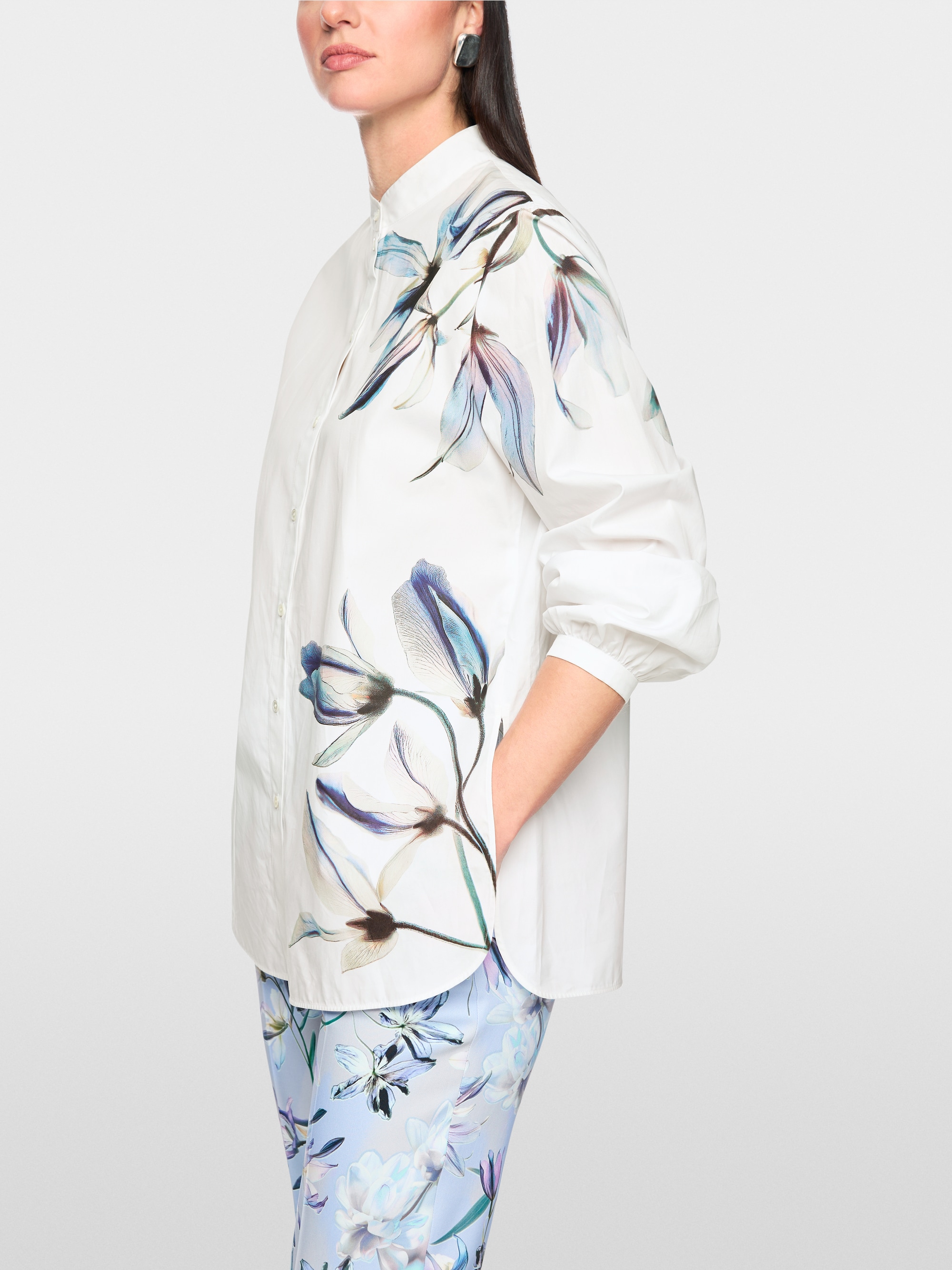Long blouse with lily print