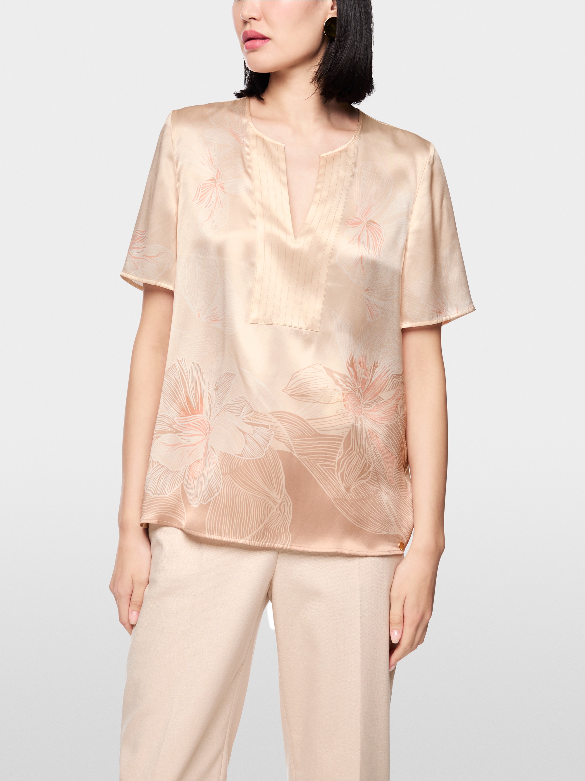 Short-sleeved pure silk blouse shirt