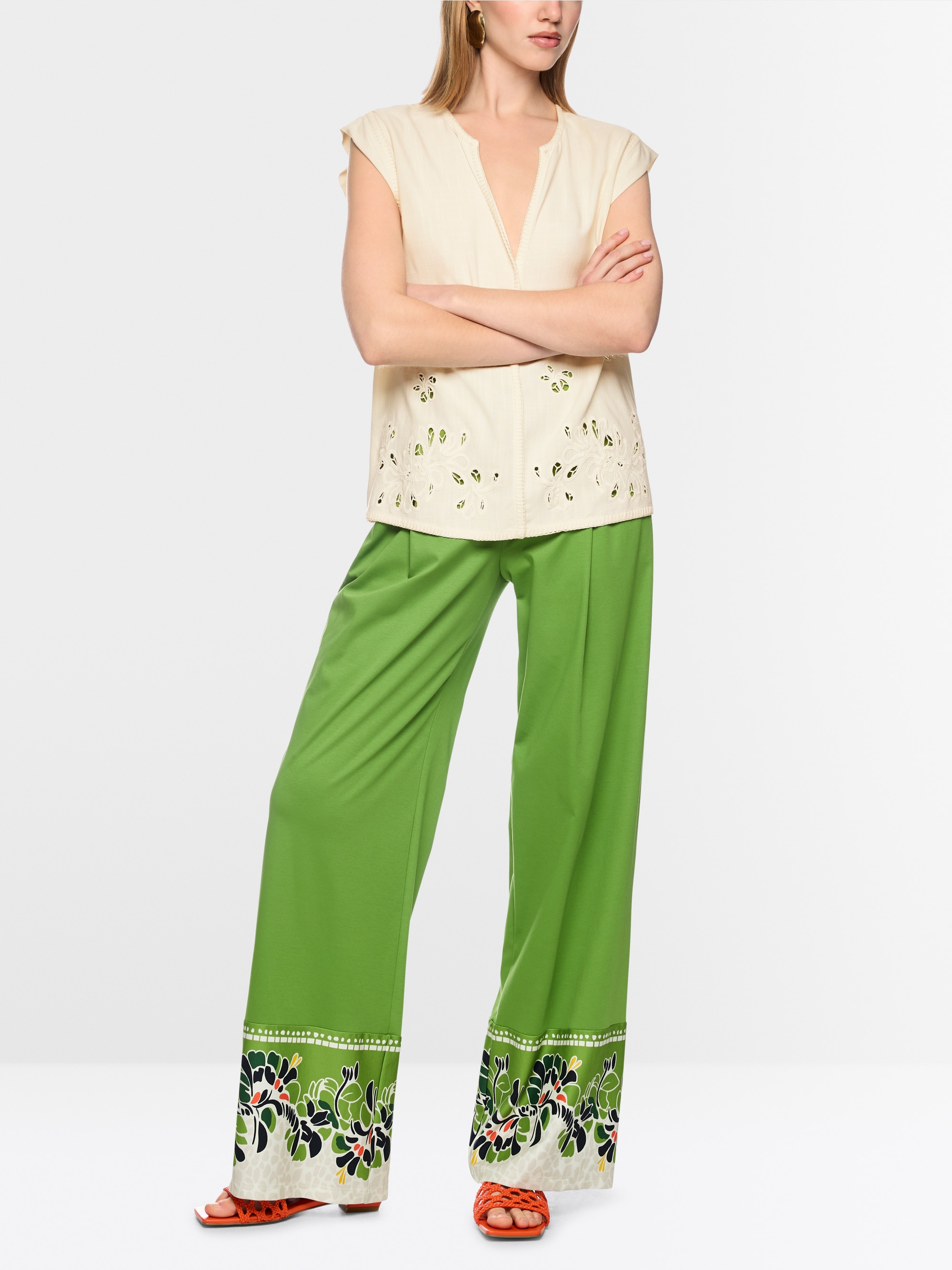 Top with broderie anglaise