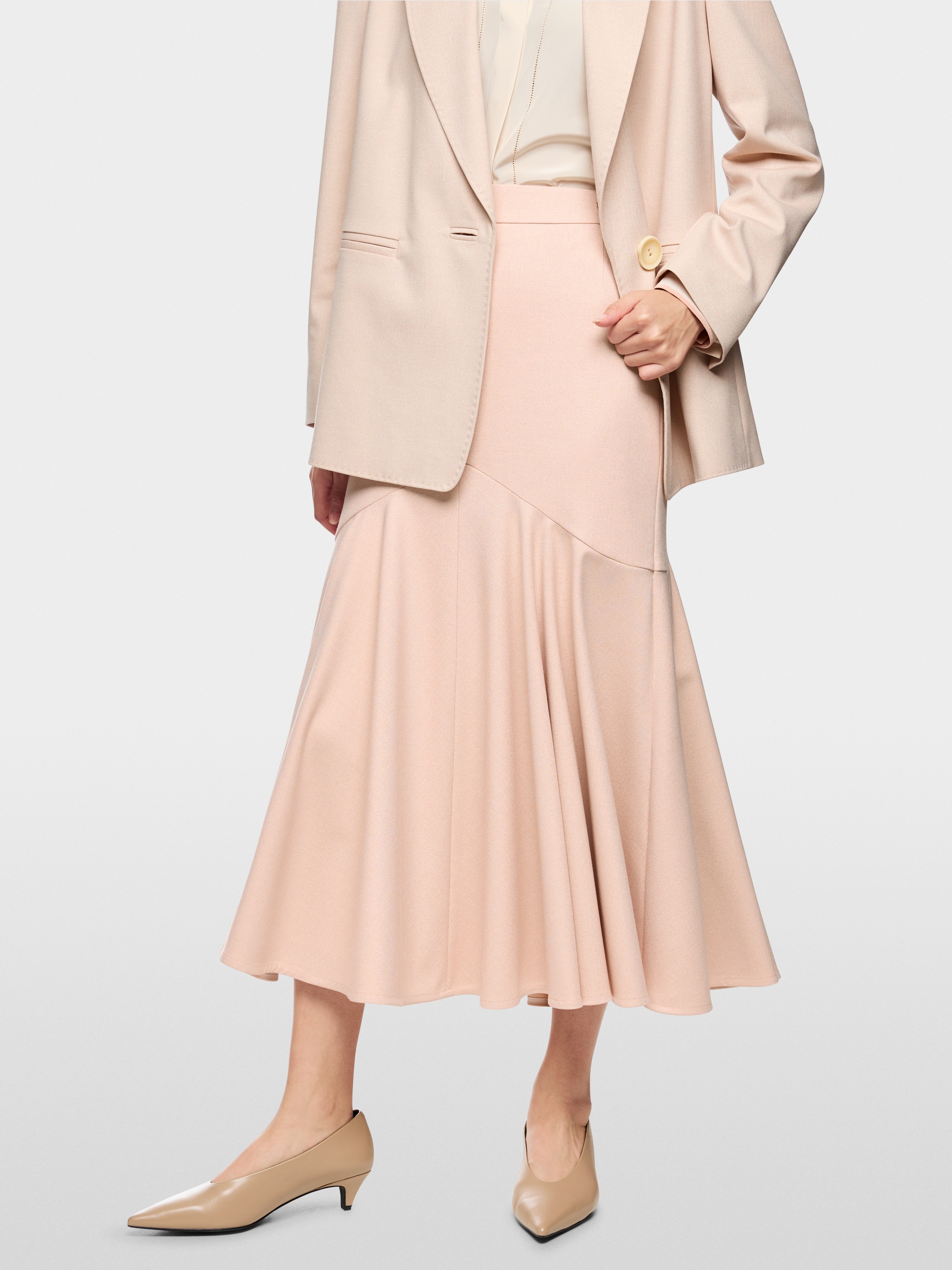 Midi skirt with voluminous hem