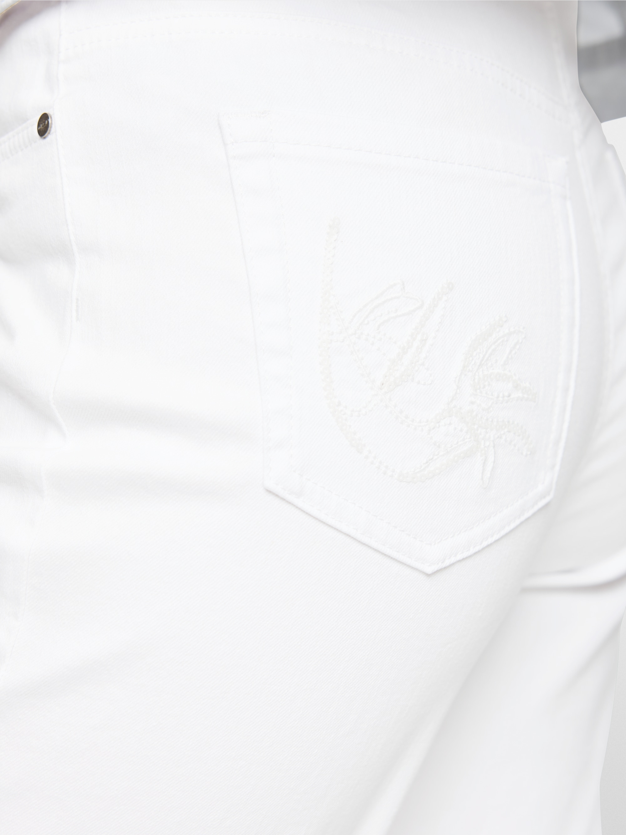 RIVNE ‘Rethink Together’ jeans