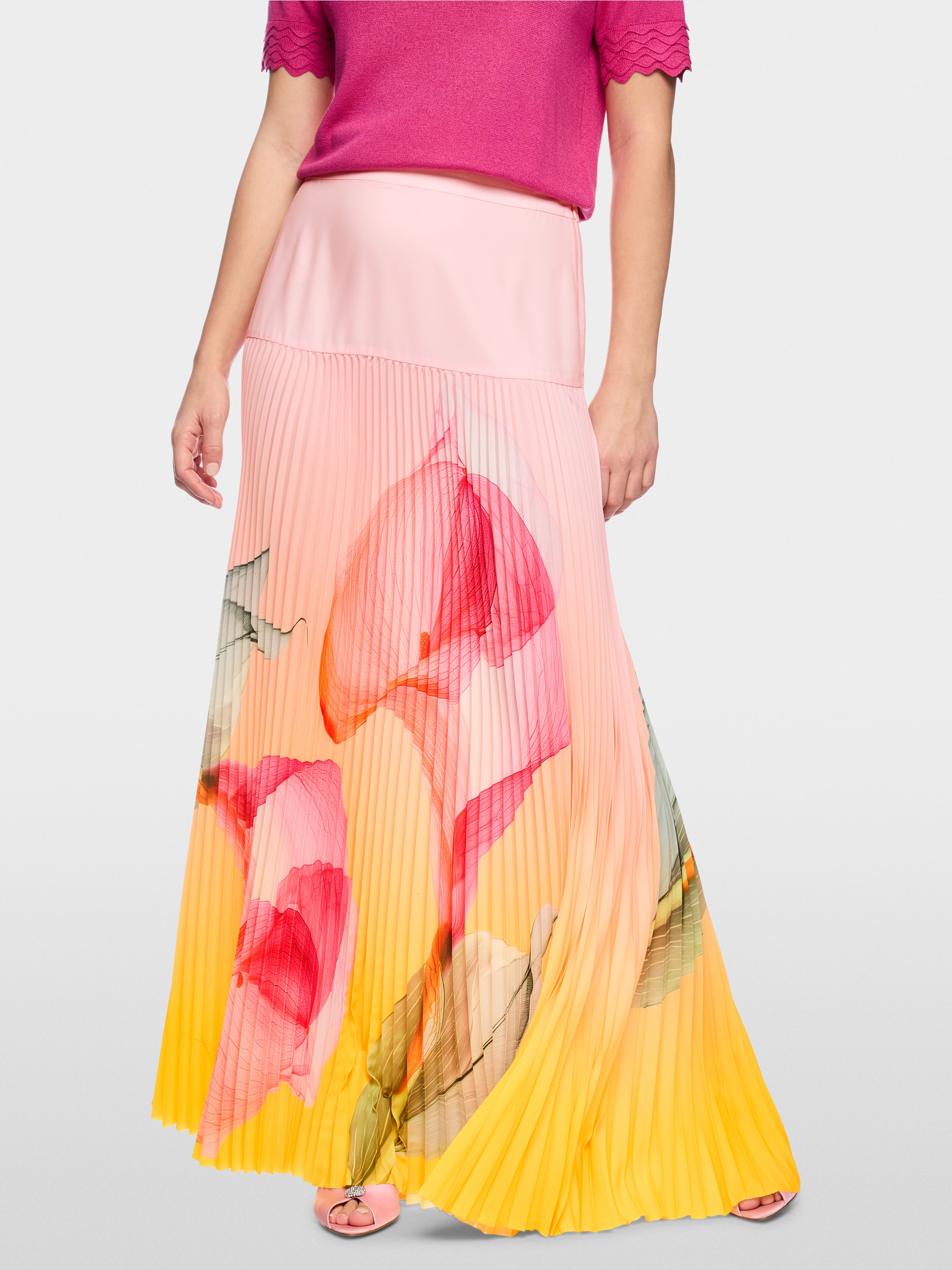 Jupe longue plissée avec arums