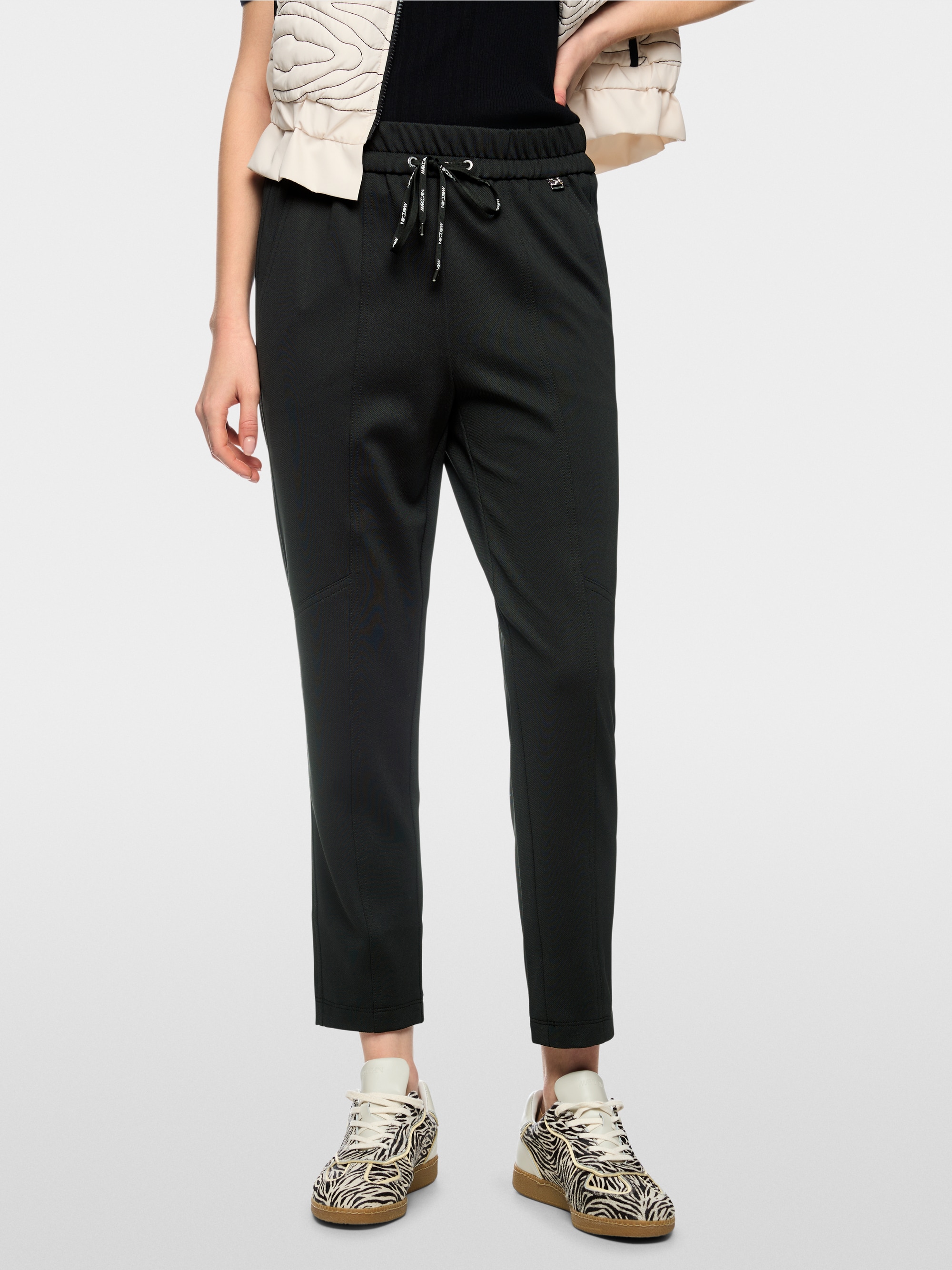 RHODOS pants in a relaxed fit