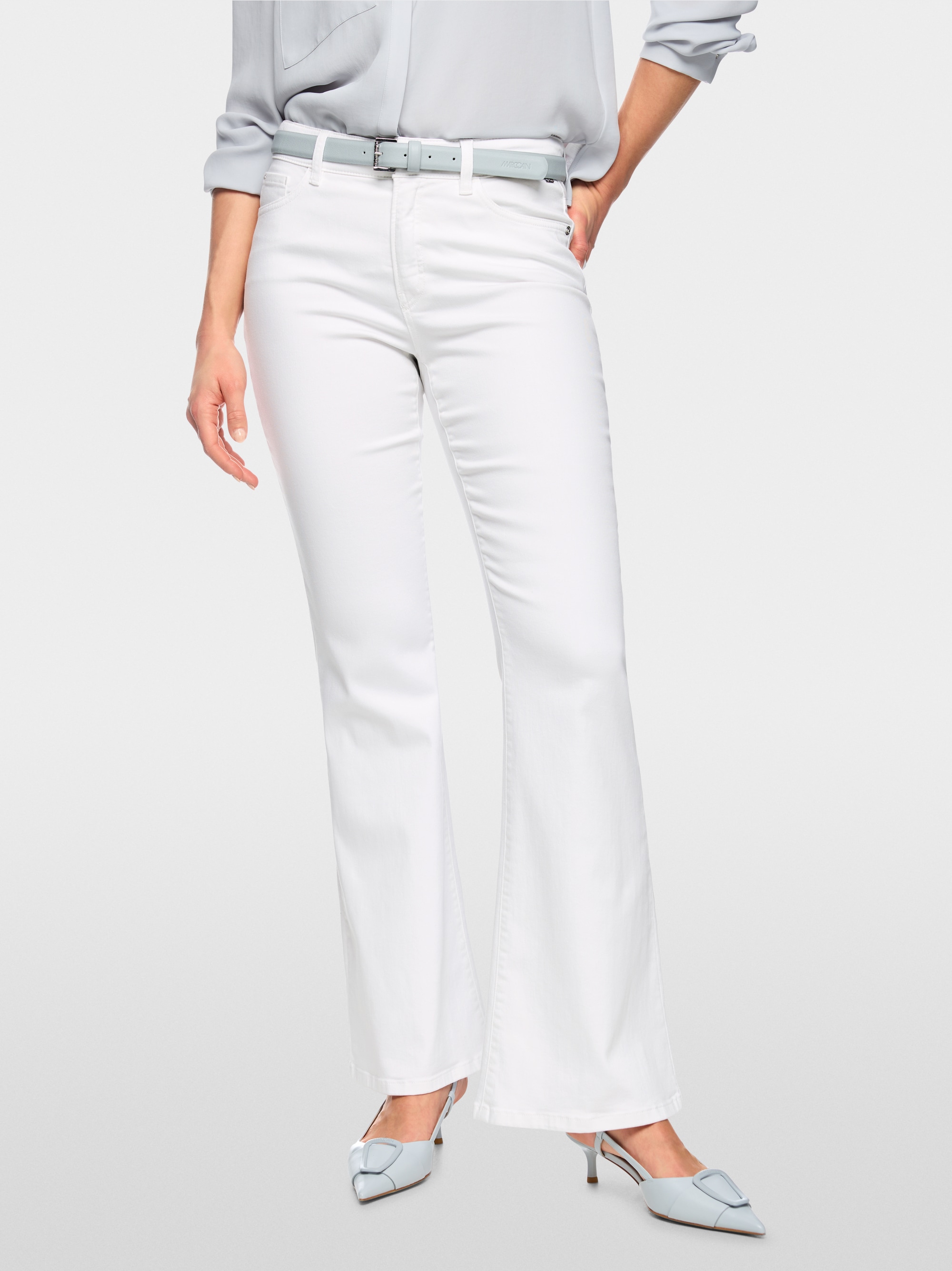 FRENDA ‘Rethink Together’ jeans