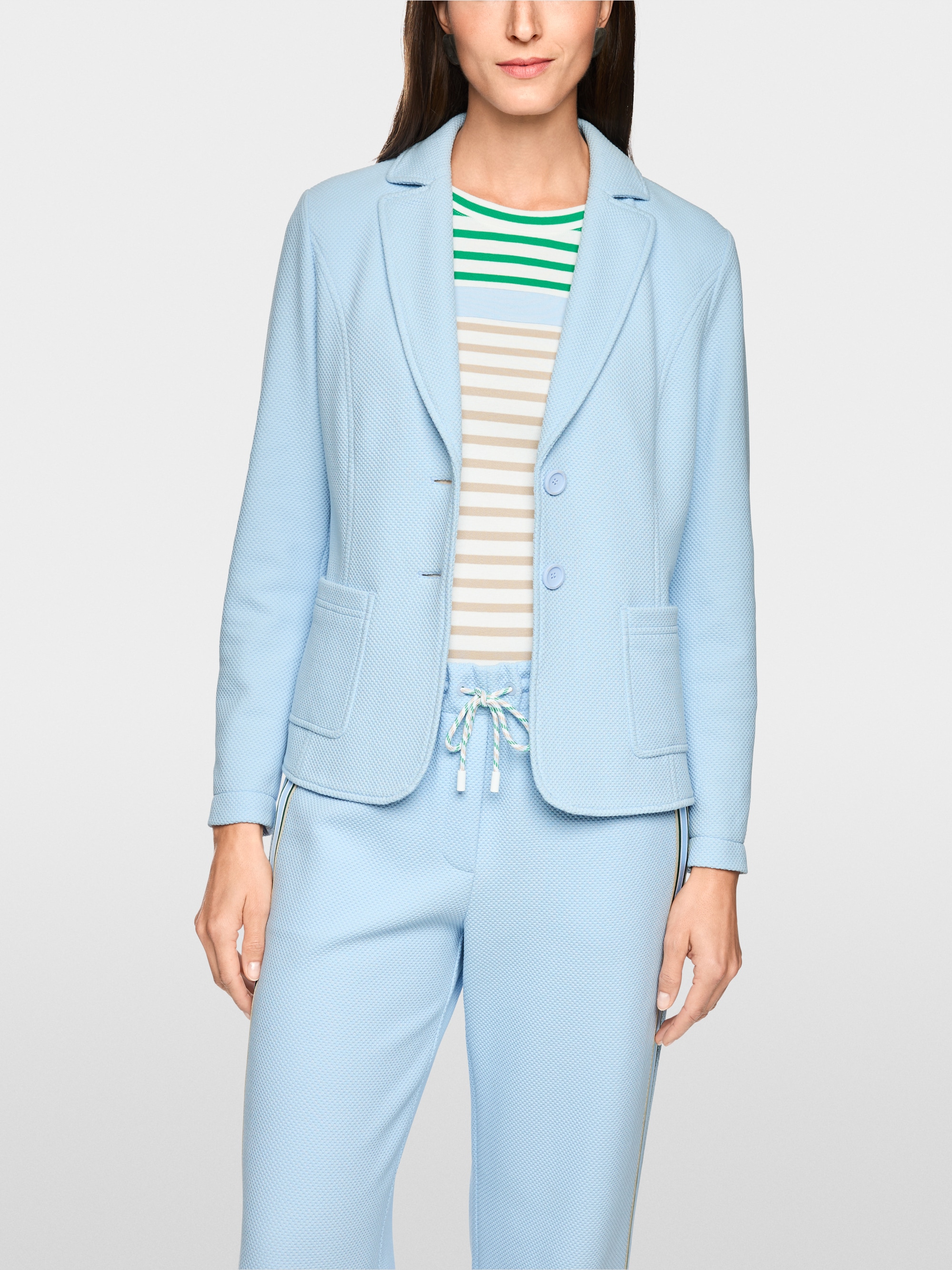 Sporty blazer with textured pattern