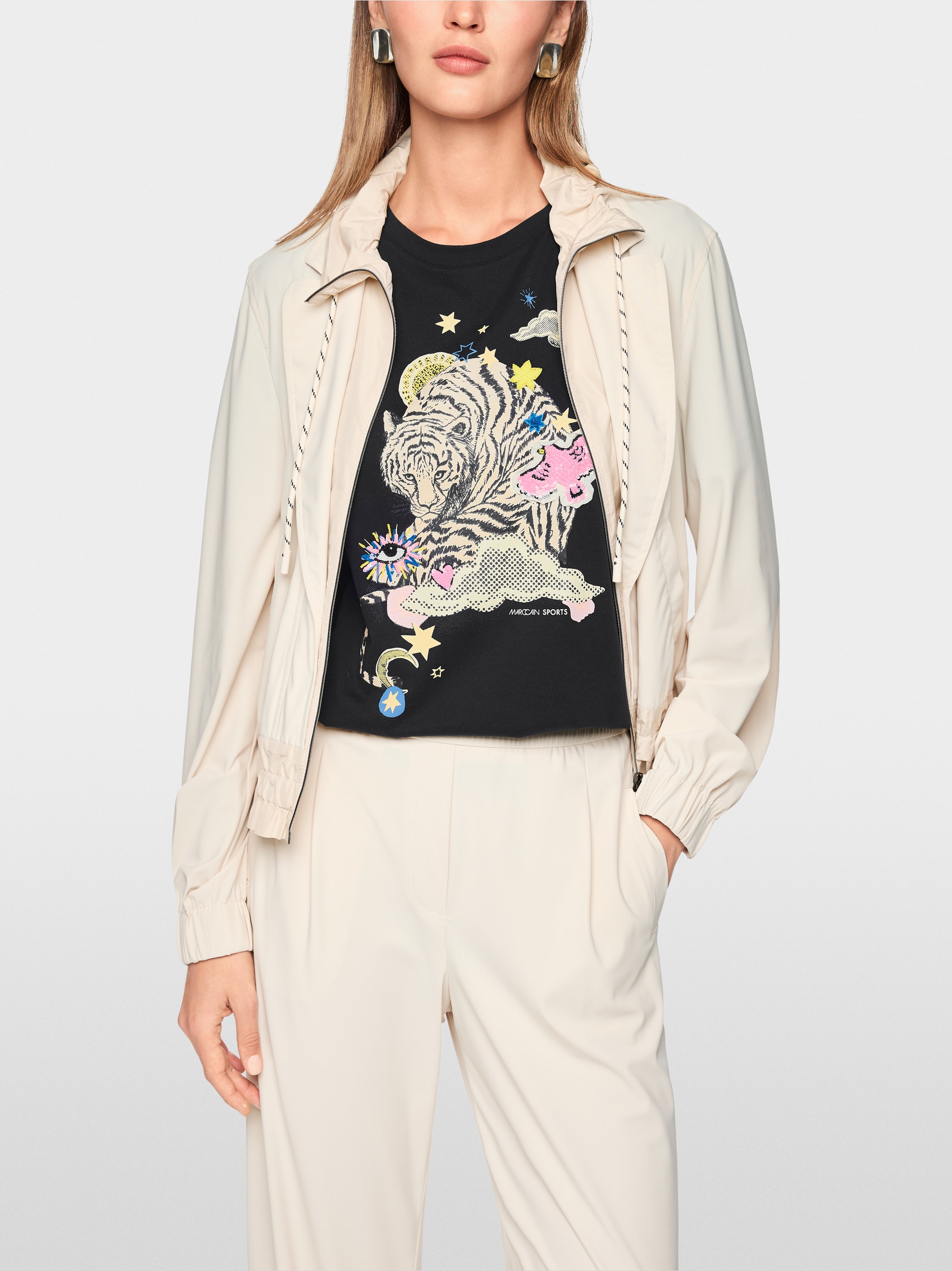 T-shirt avec applications