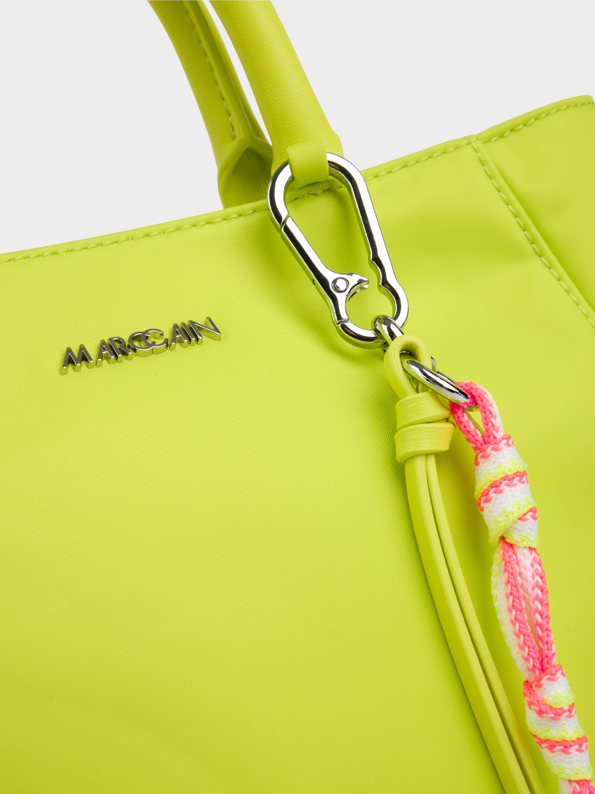Petit sac en nylon avec détail cordon