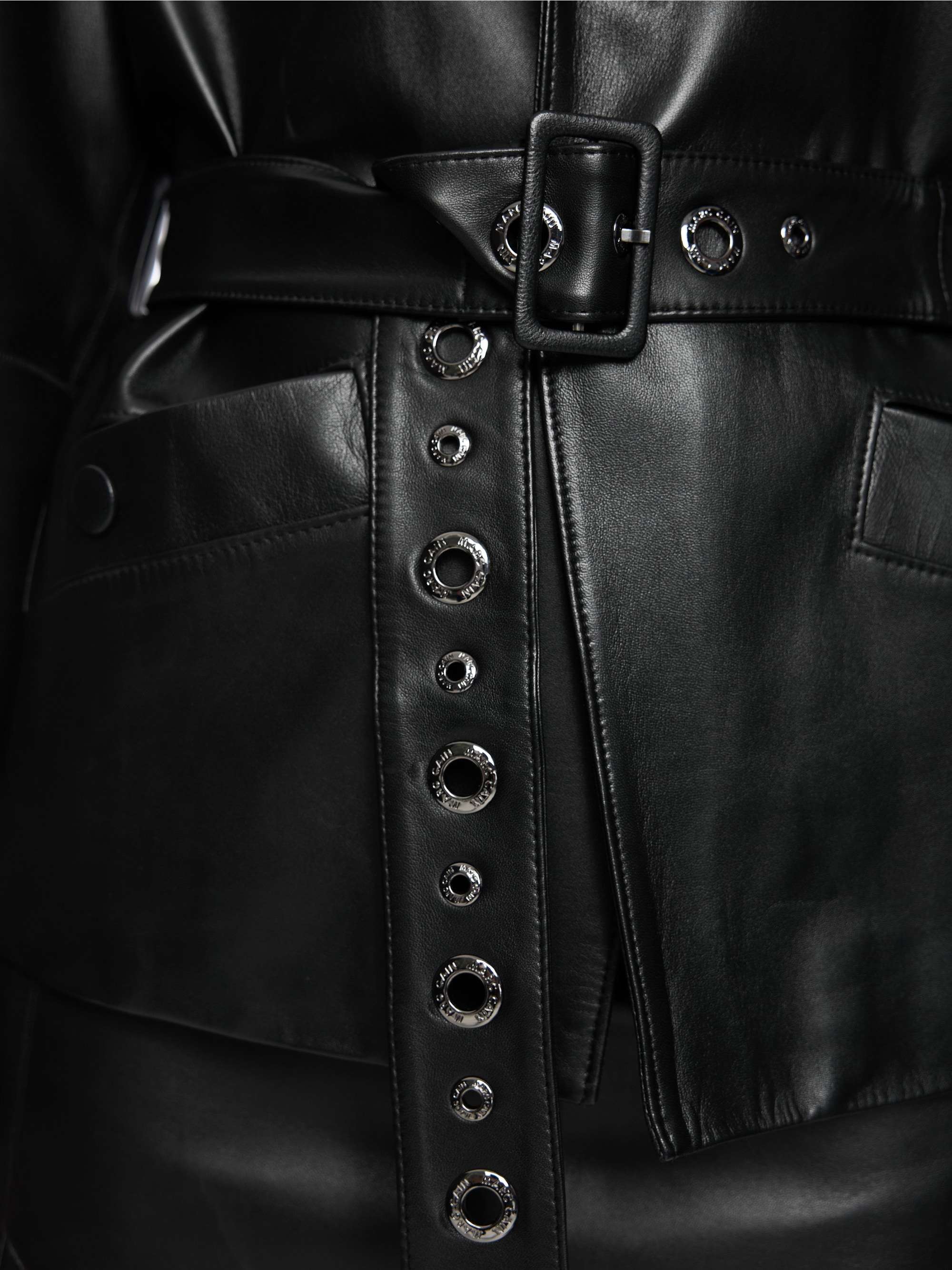 Cropped leather jacket