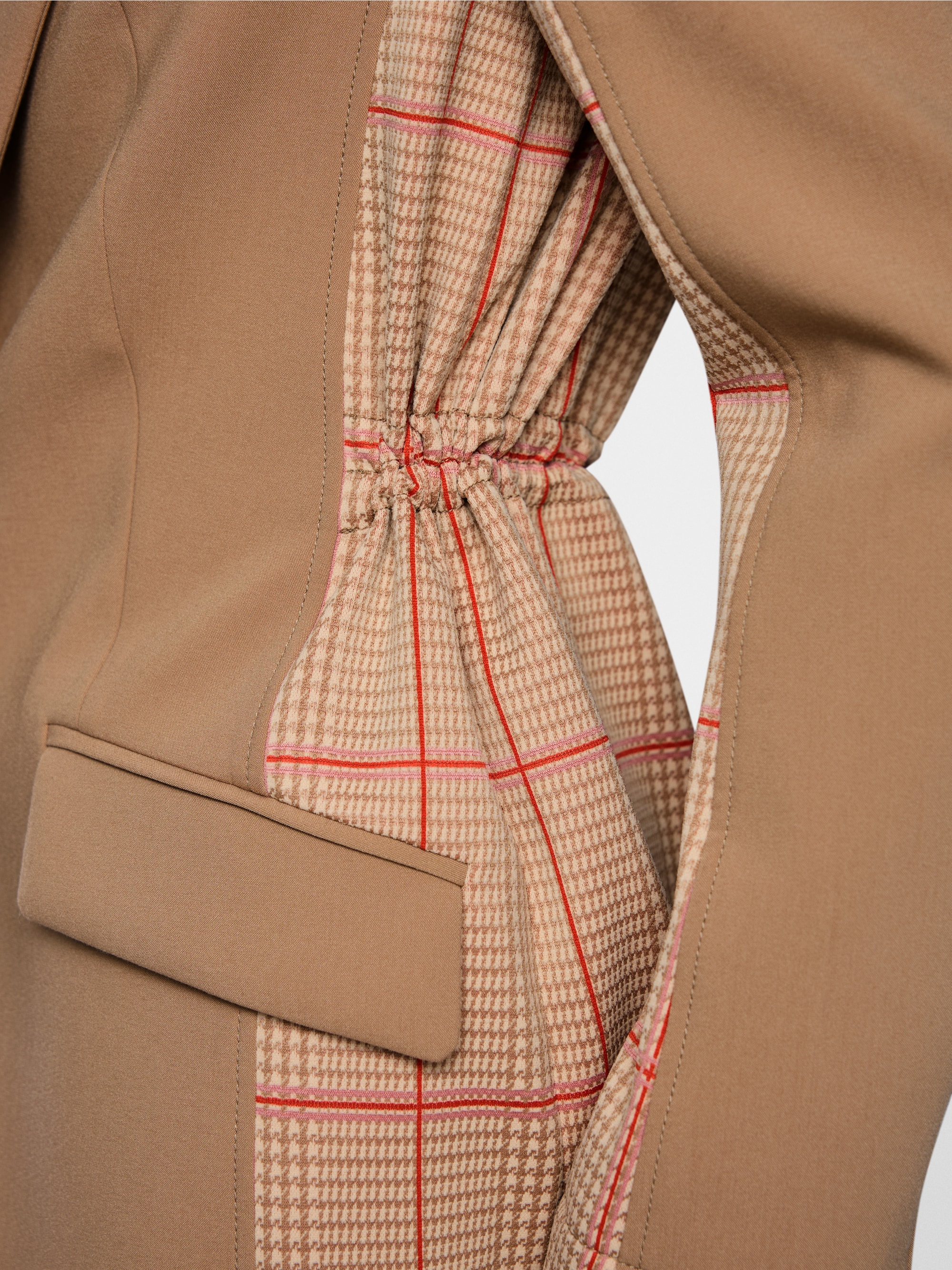 Two-button blazer with checked pattern