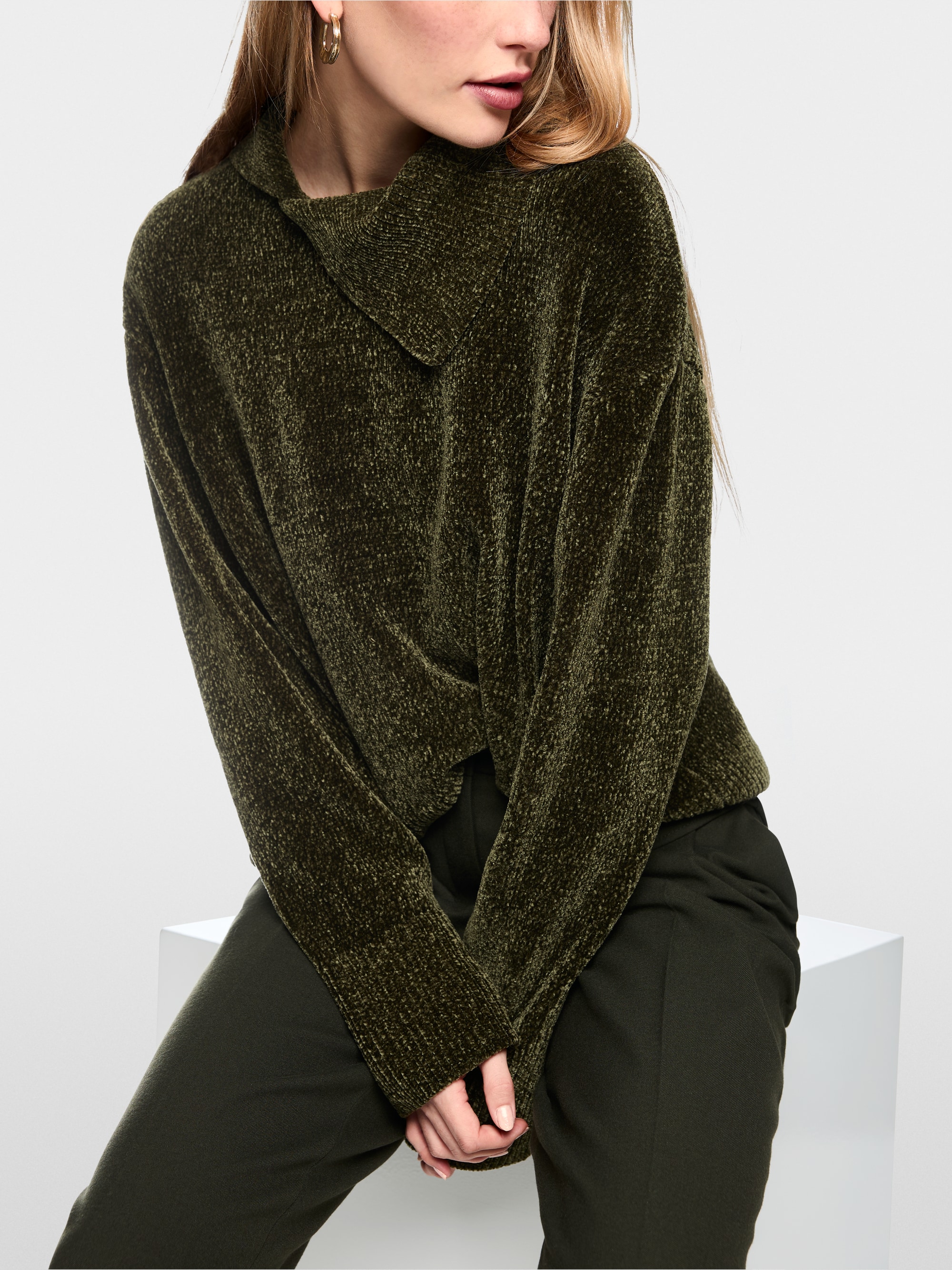 Chenille yarn turtleneck jumper