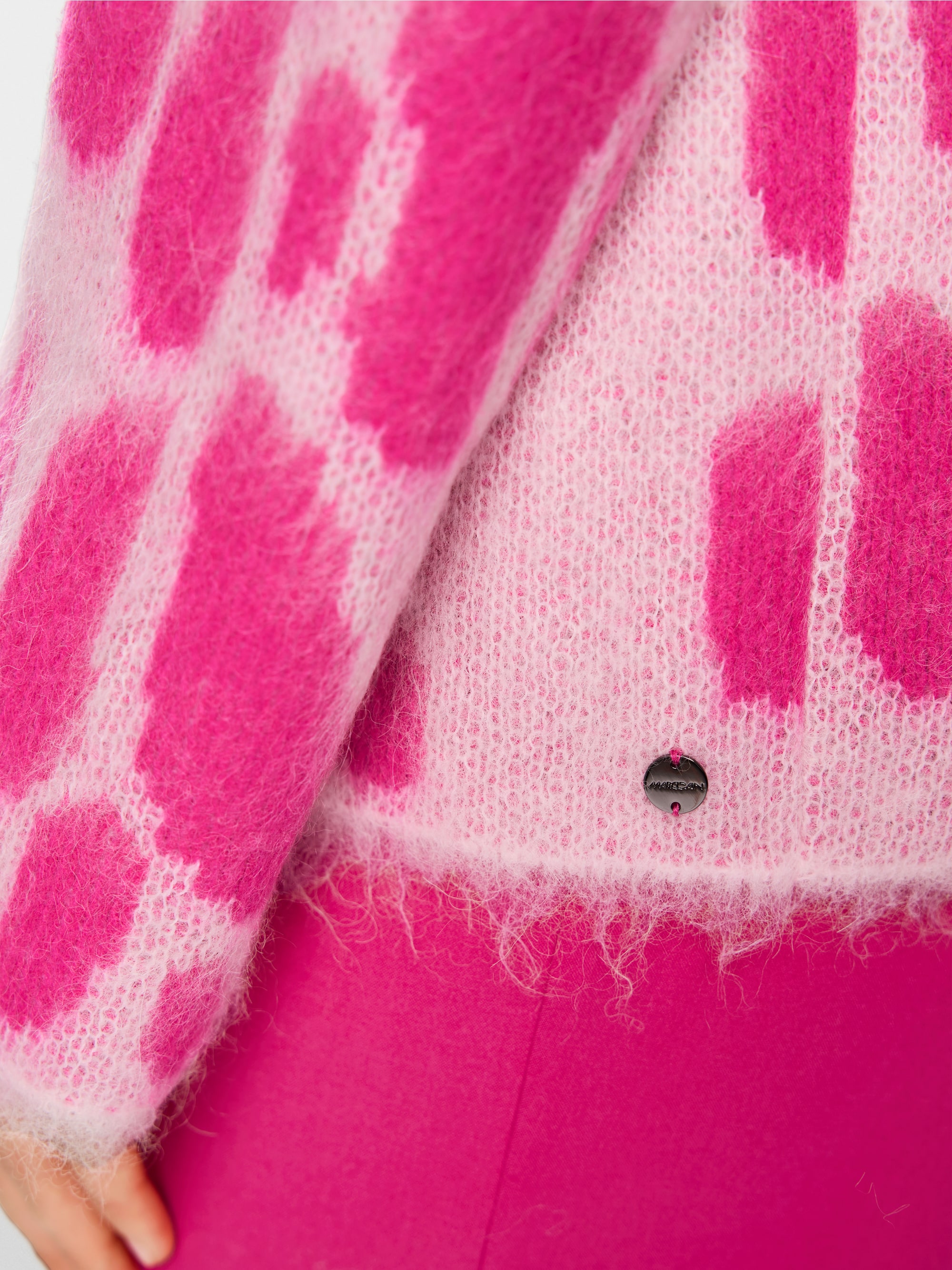 ‘Knitted in Germany’ elegant jumper