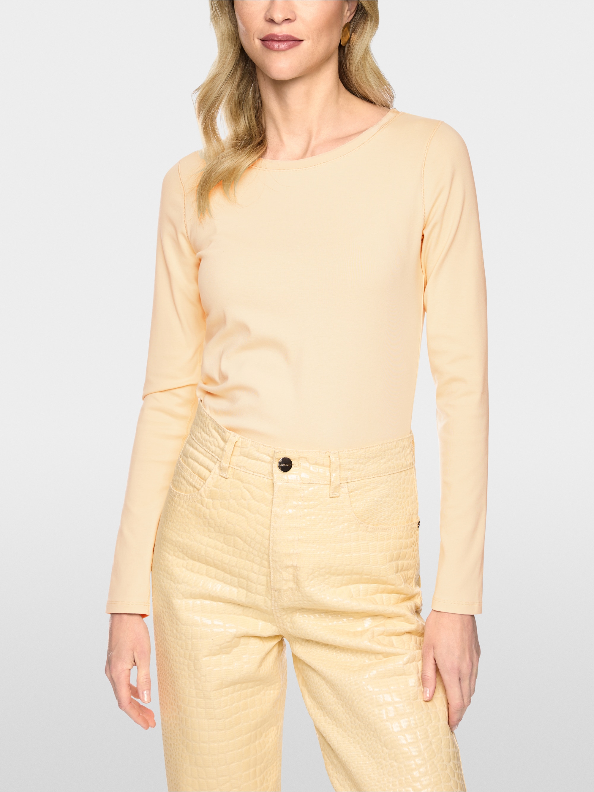 Shirt with silk crew neck