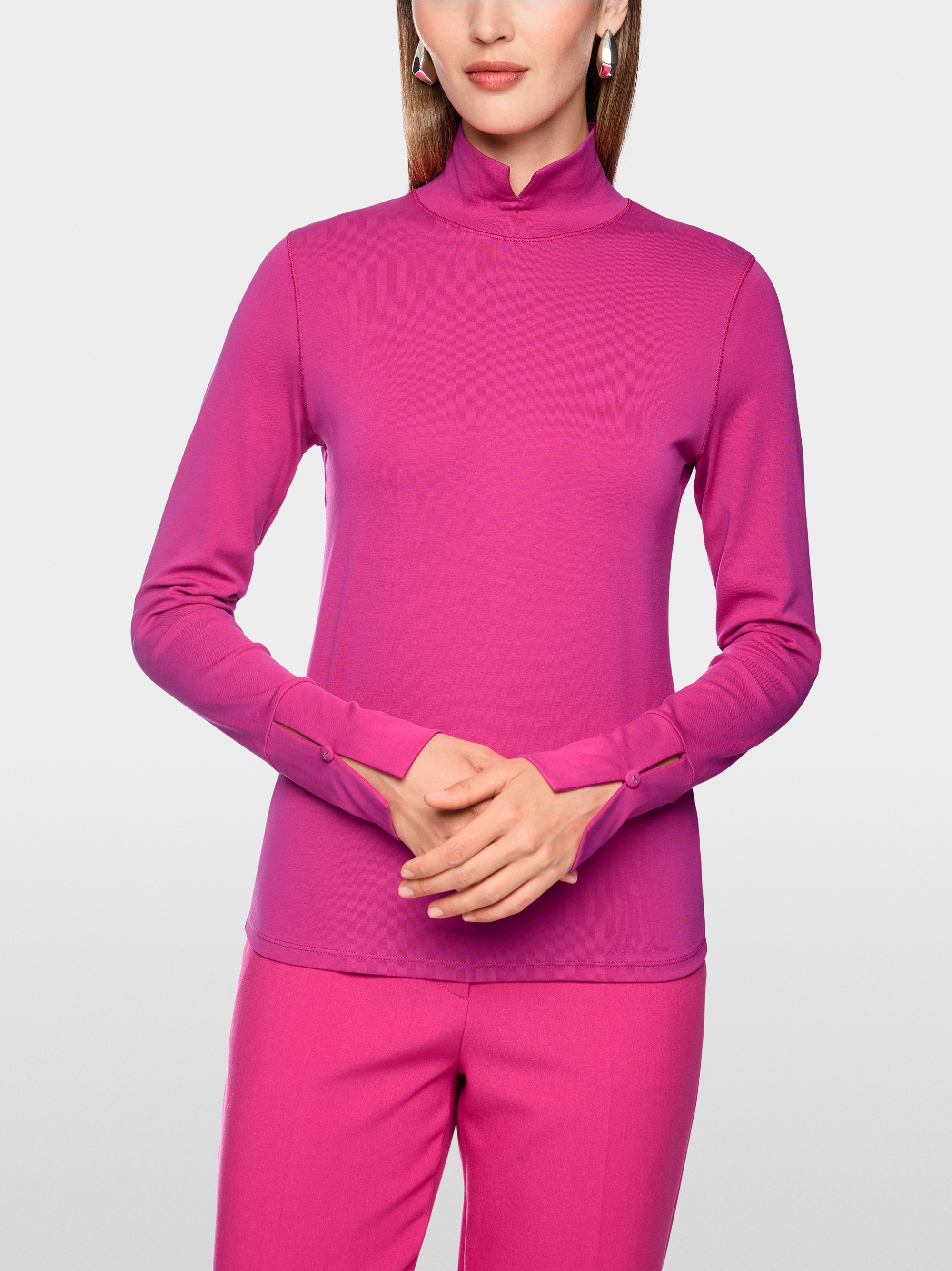 Basic shirt with stand-up collar