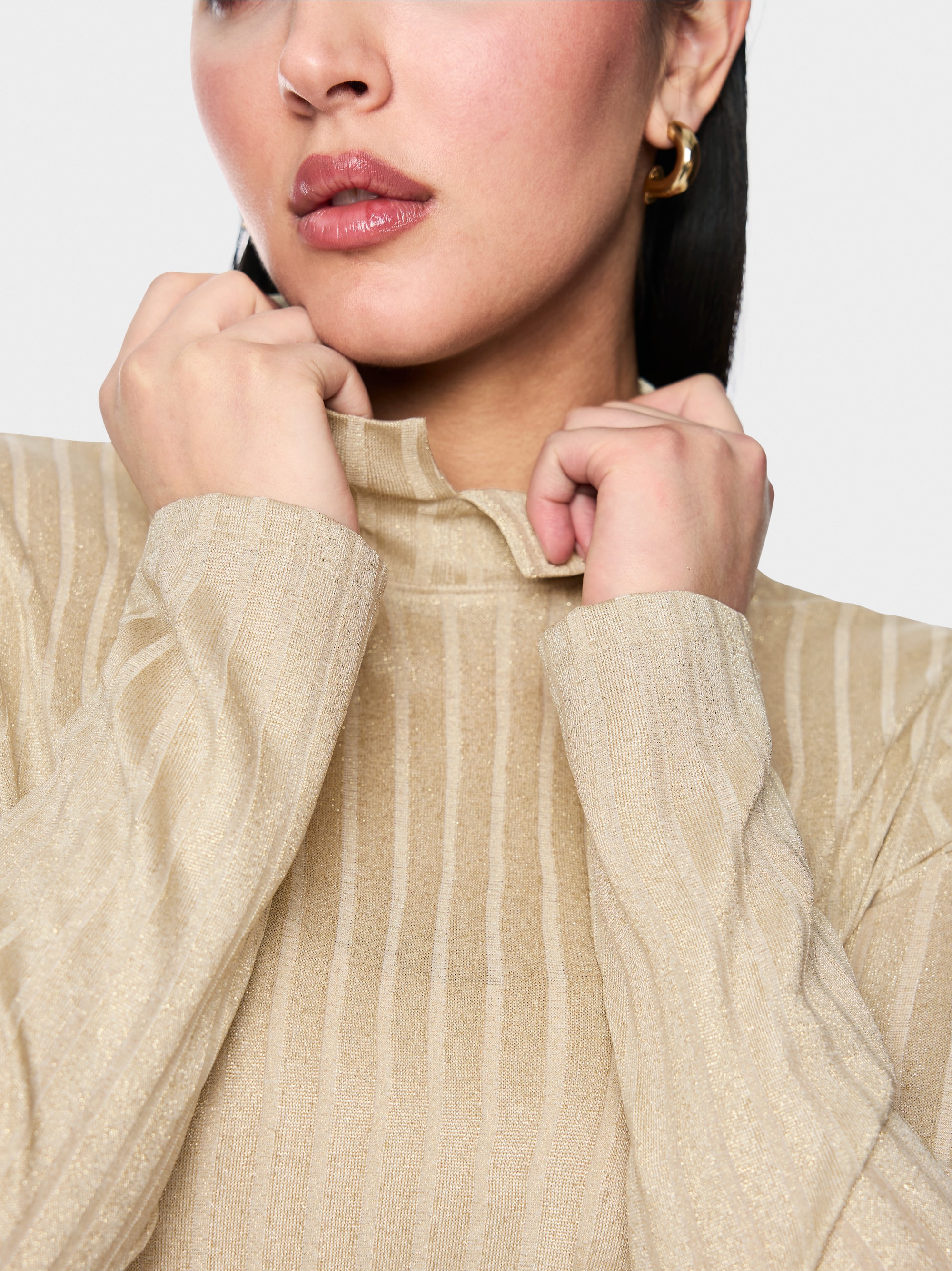 Lurex ribbed shirt with stand-up collar