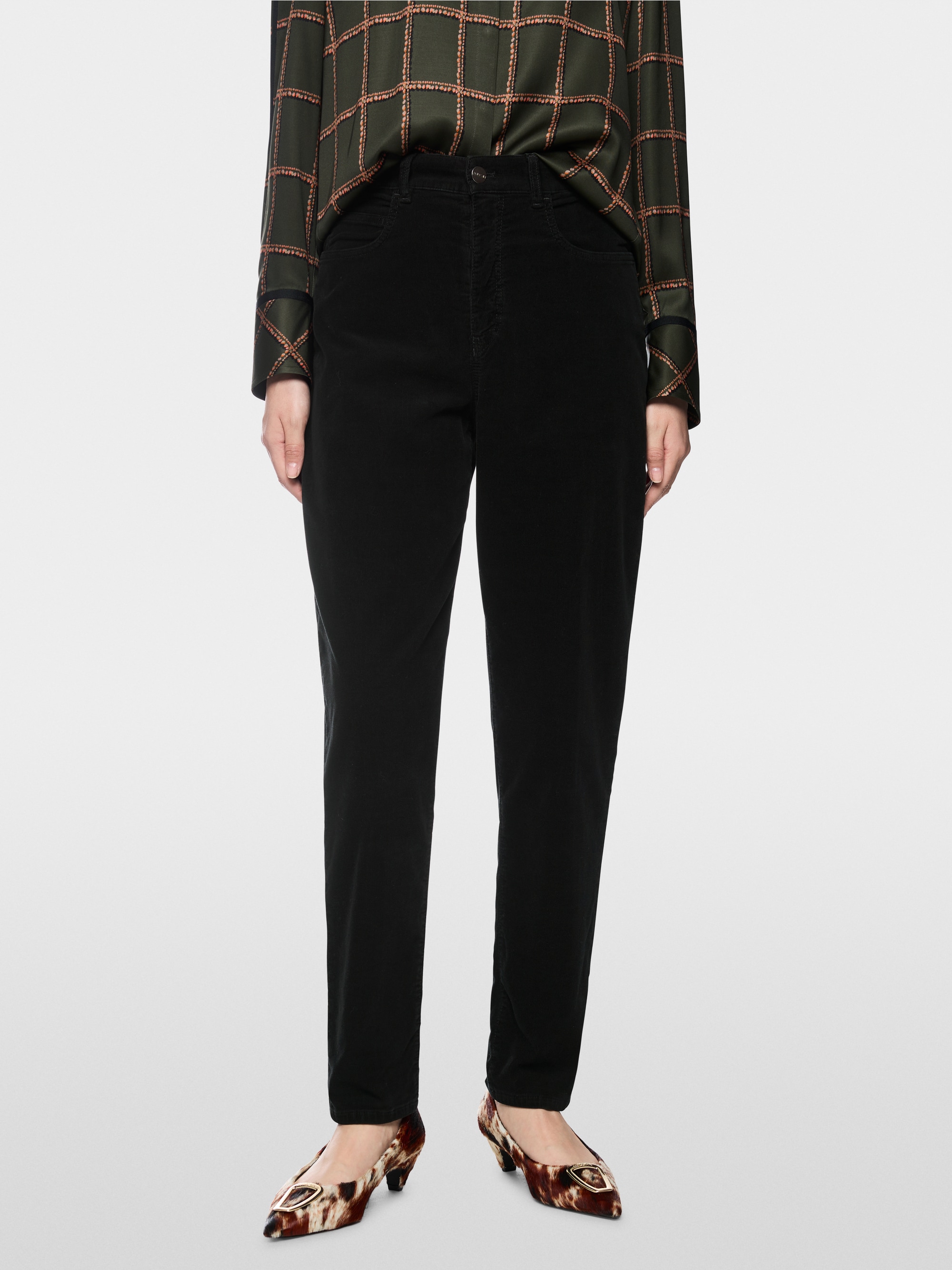 FEURA feminine fit corduroy trousers