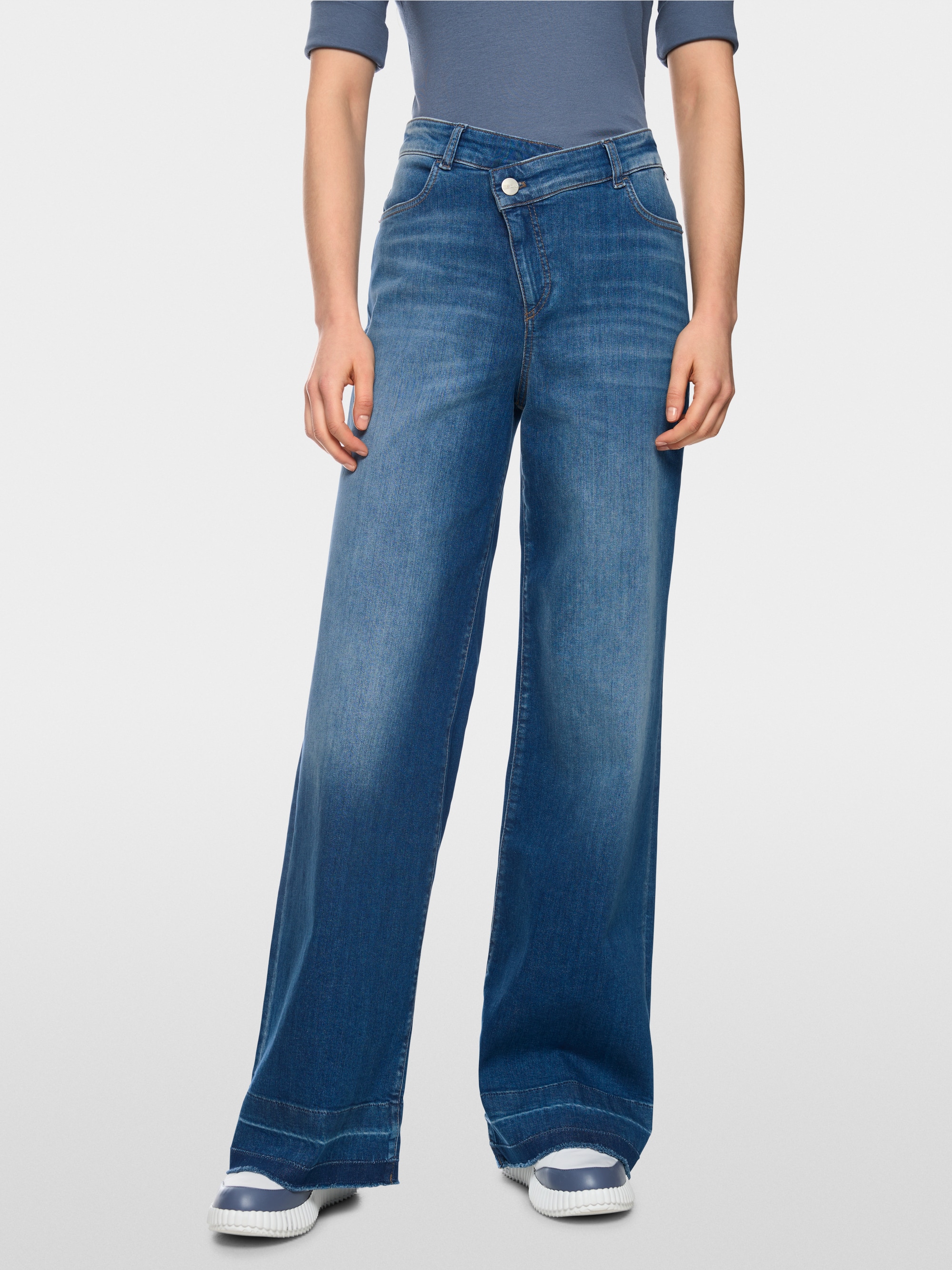 WARRI wide fit jeans
