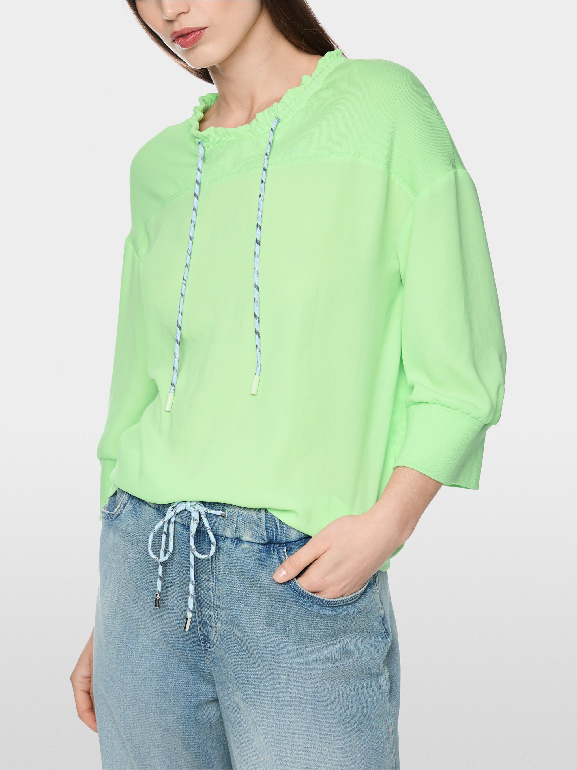 Loose-fit blouse shirt