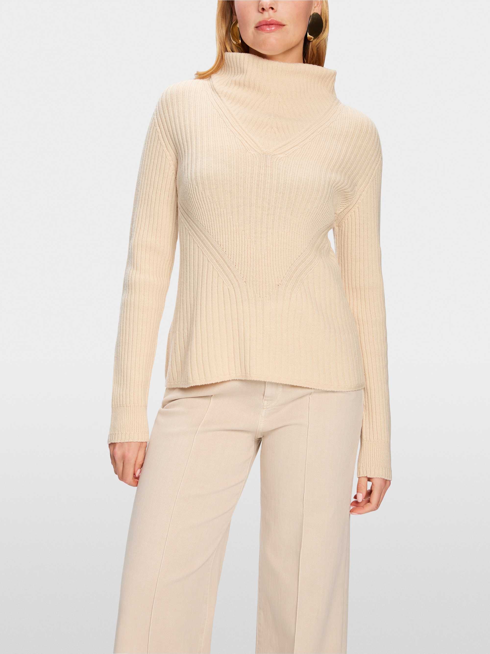 Stehkragen-Pullover Knitted in Germany