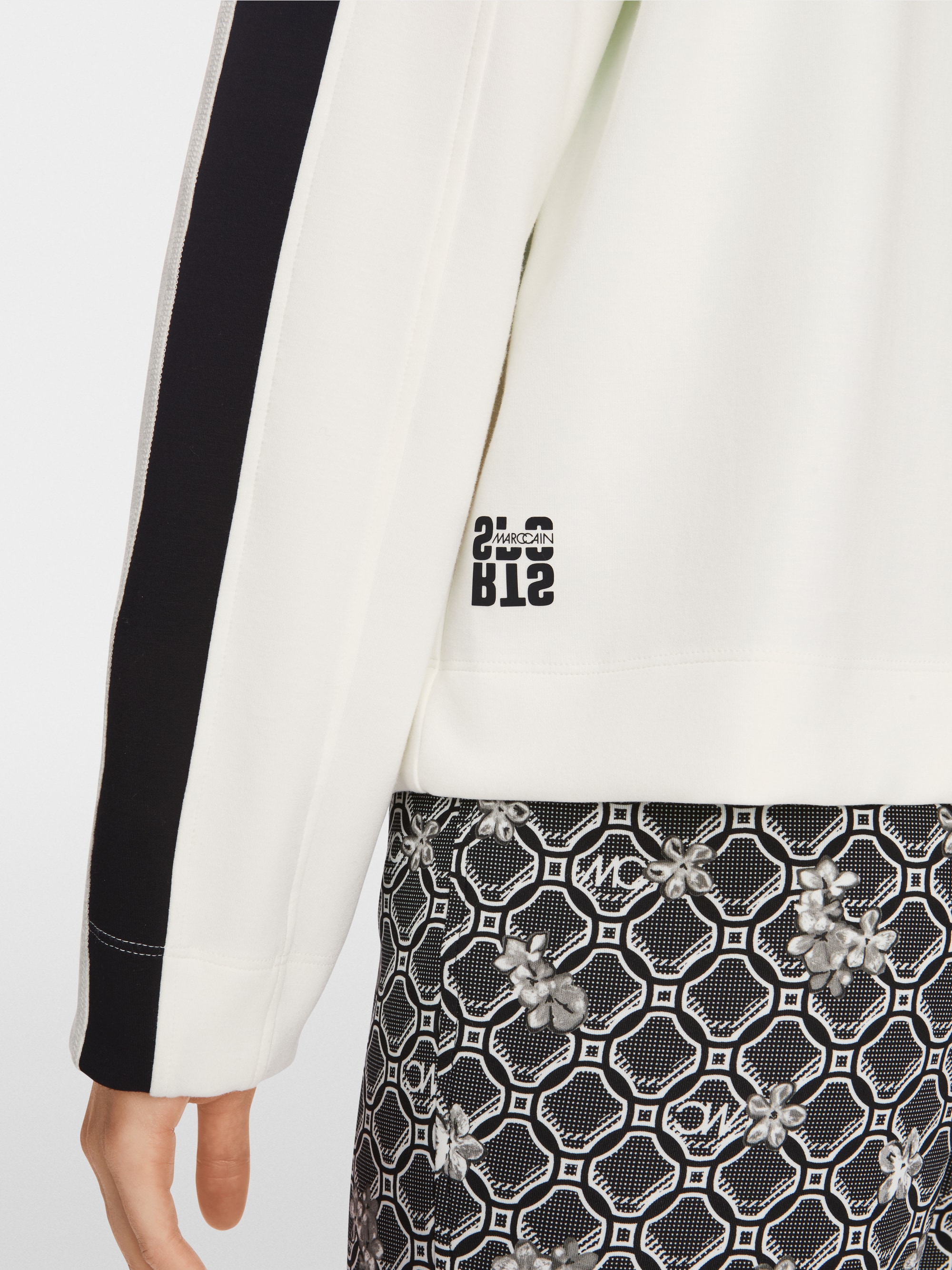 Veste zippée avec col à volants