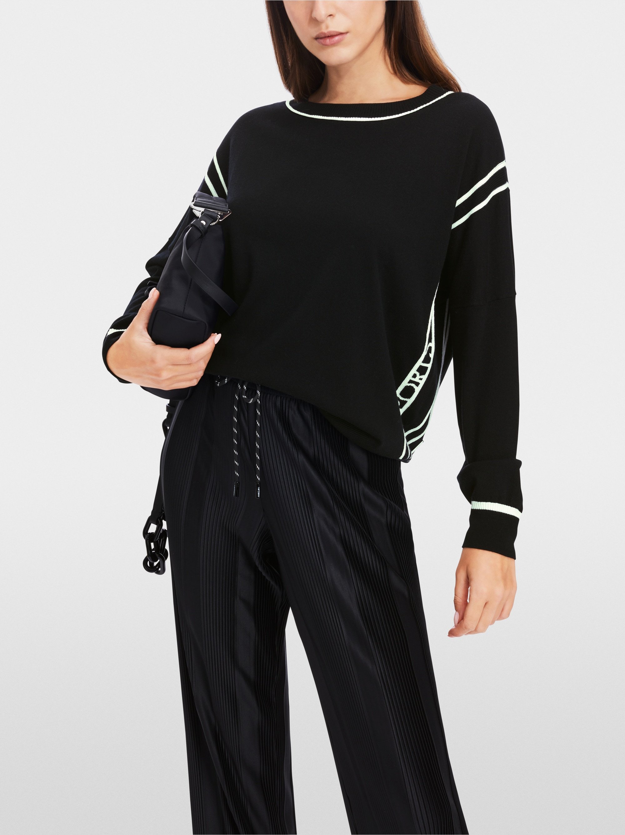 "Rethink Together" sweater with kimono
