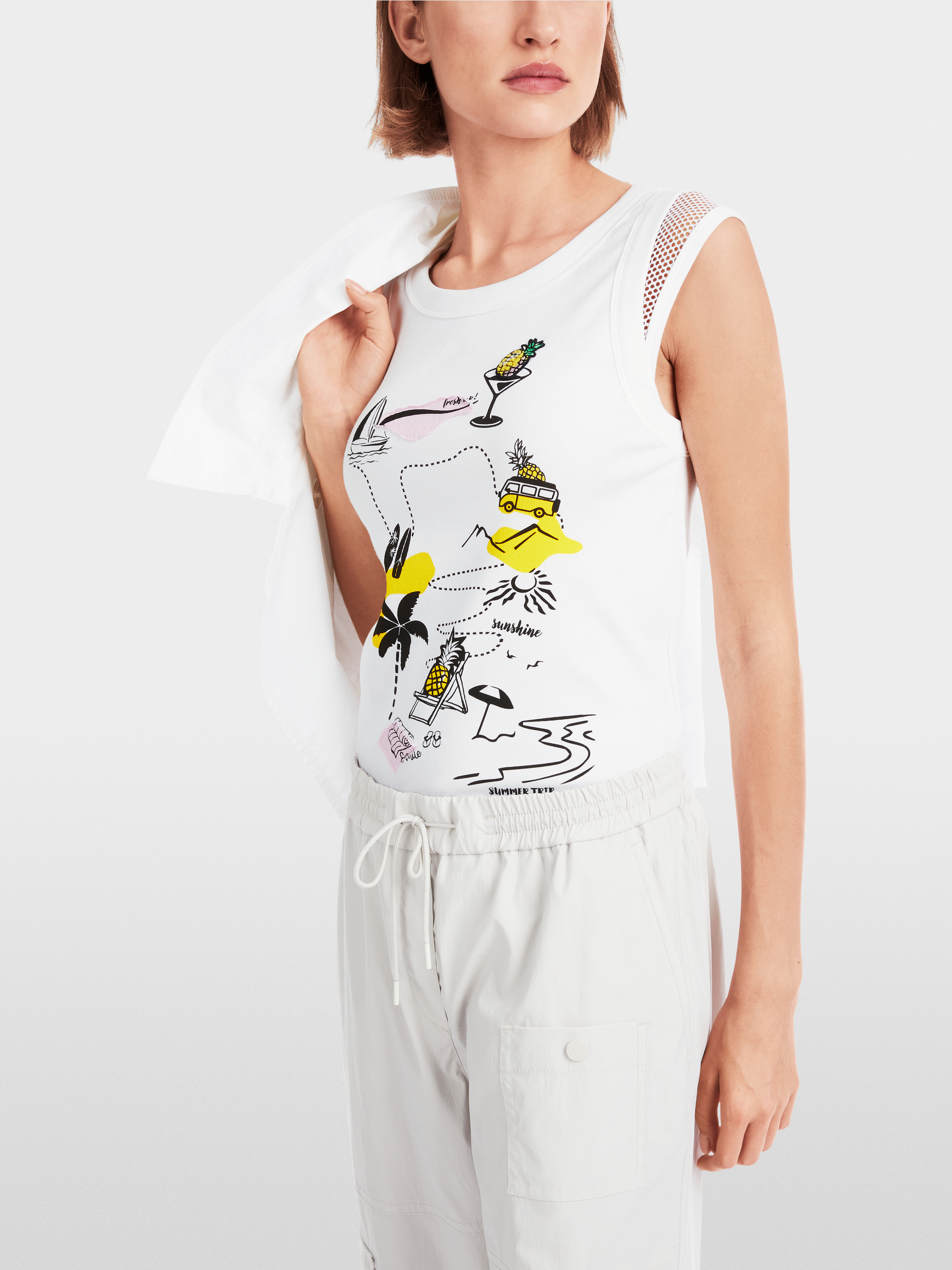 3D motif tank top