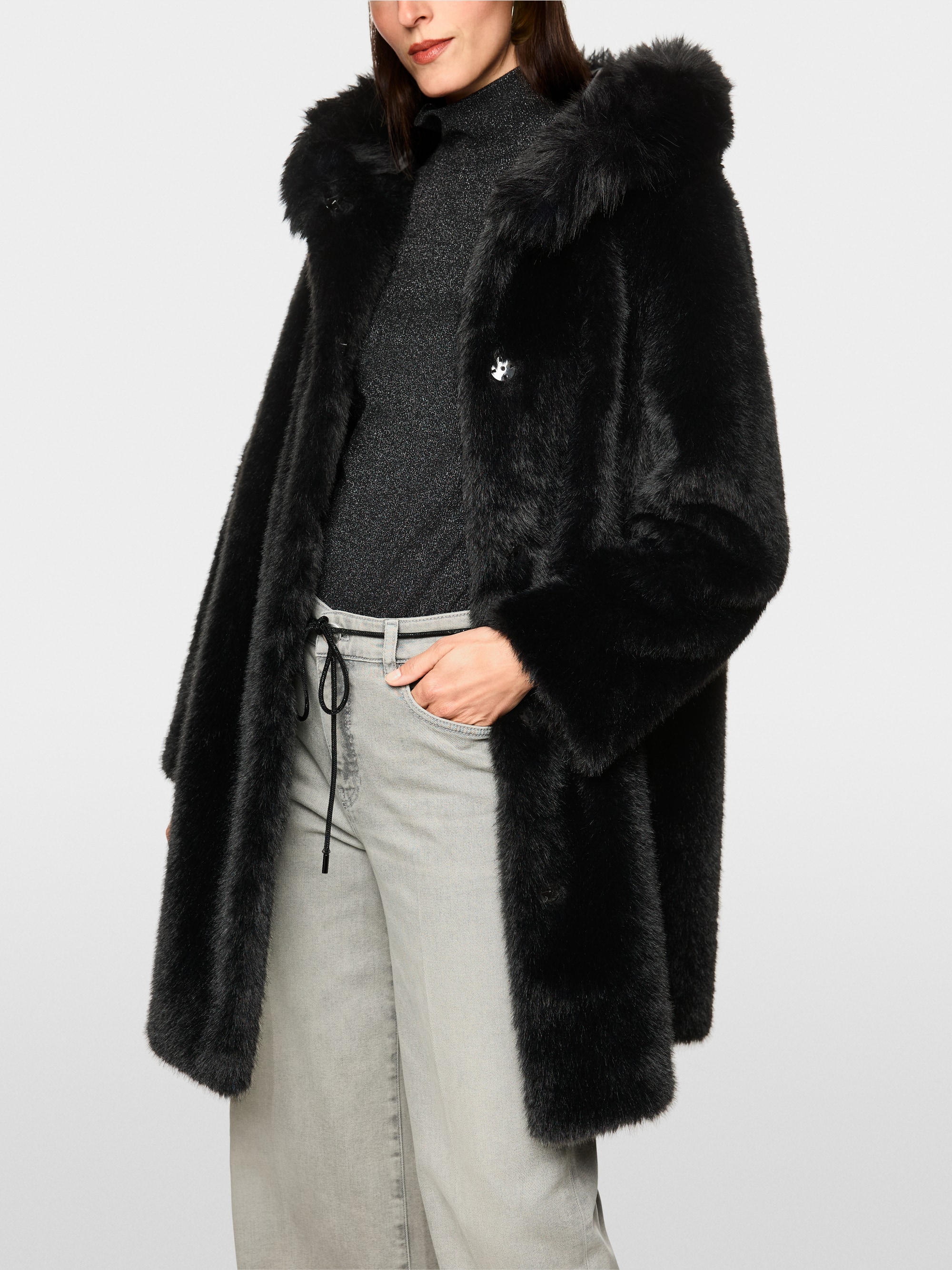 Mantel aus Fake Fur mit Kapuze