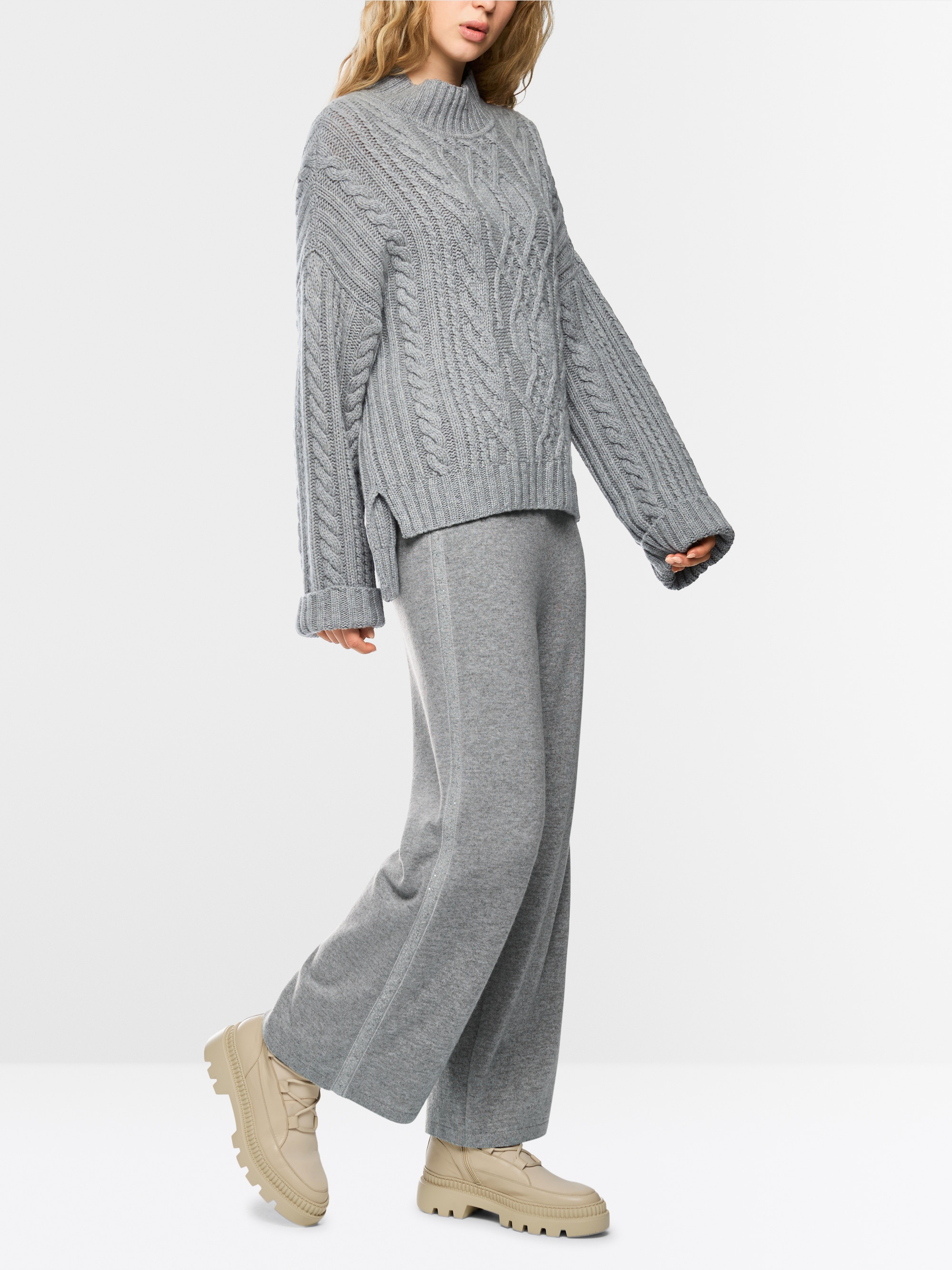Zopfstrickpullover Knitted in Germany