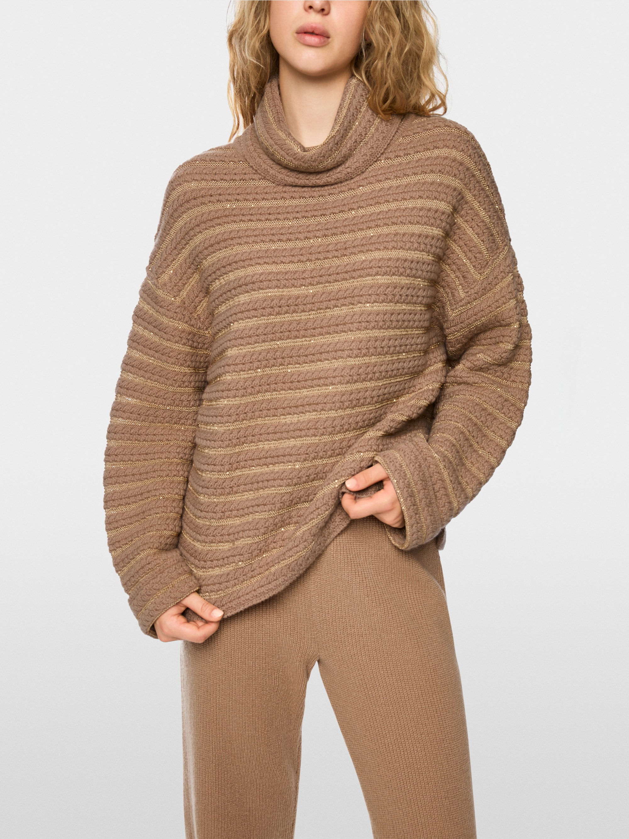 Rollkragenpullover Knitted in Germany