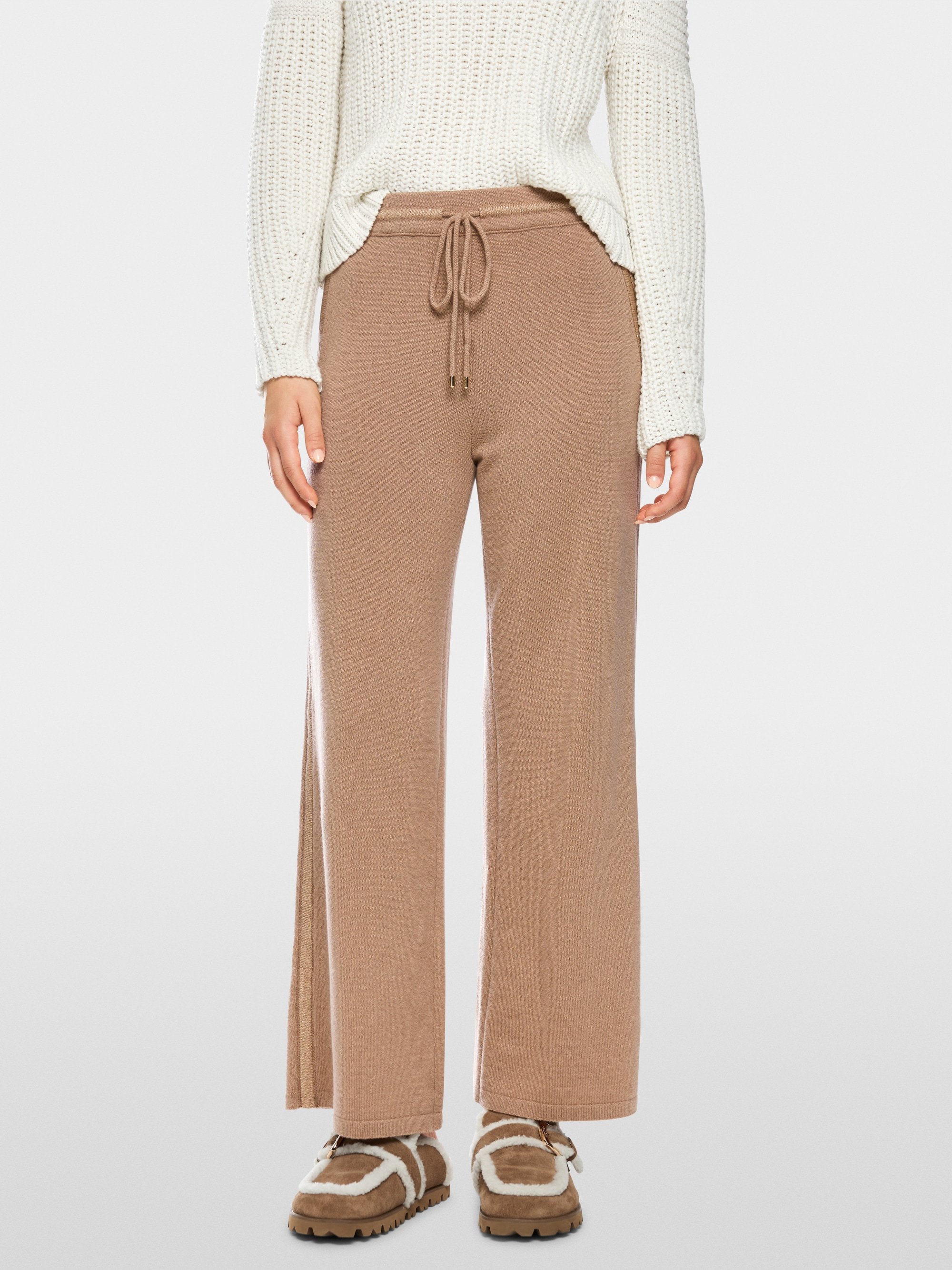 Pantalon large Knitted in Germany