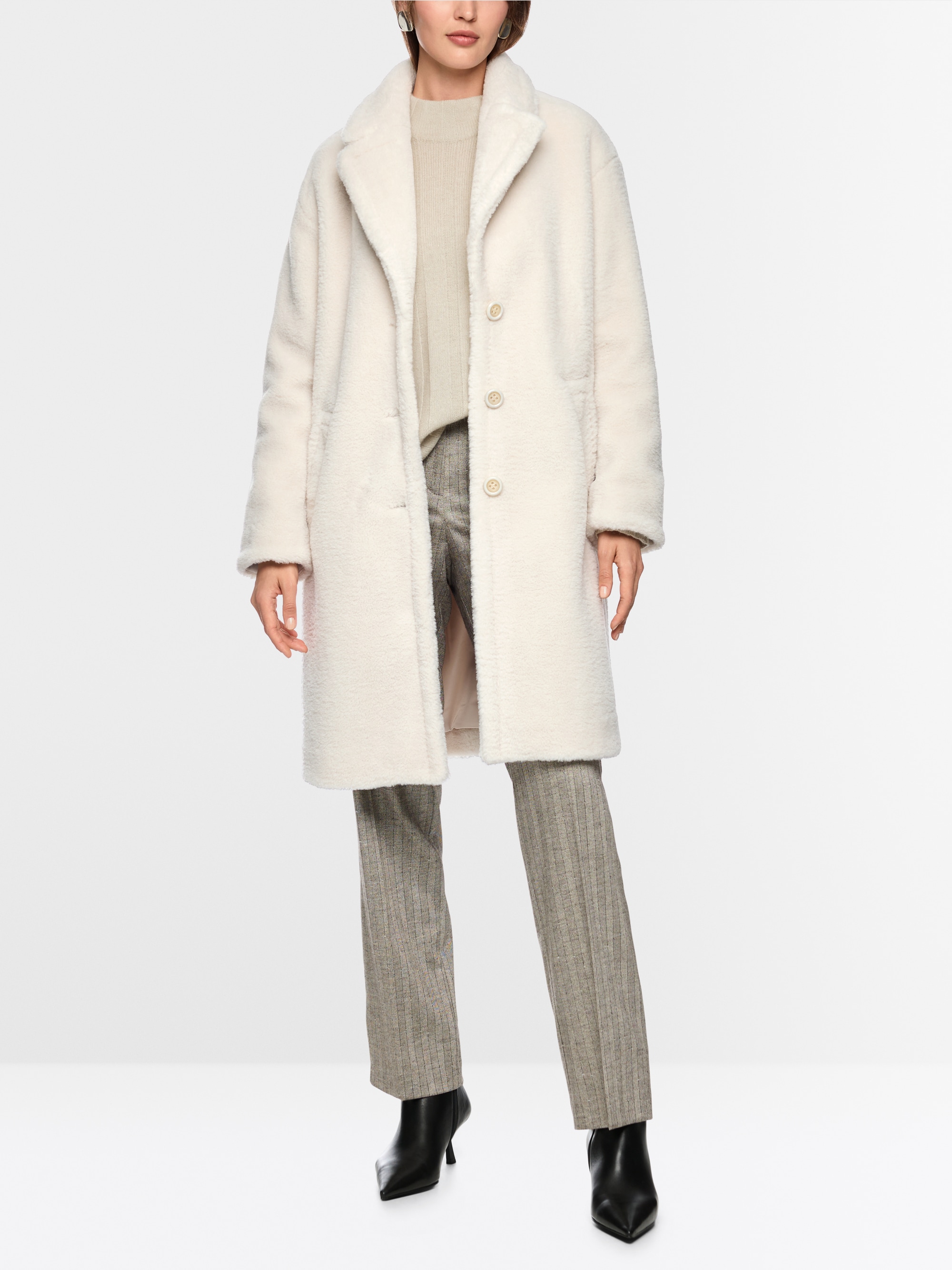 Fake fur jas in oversized model