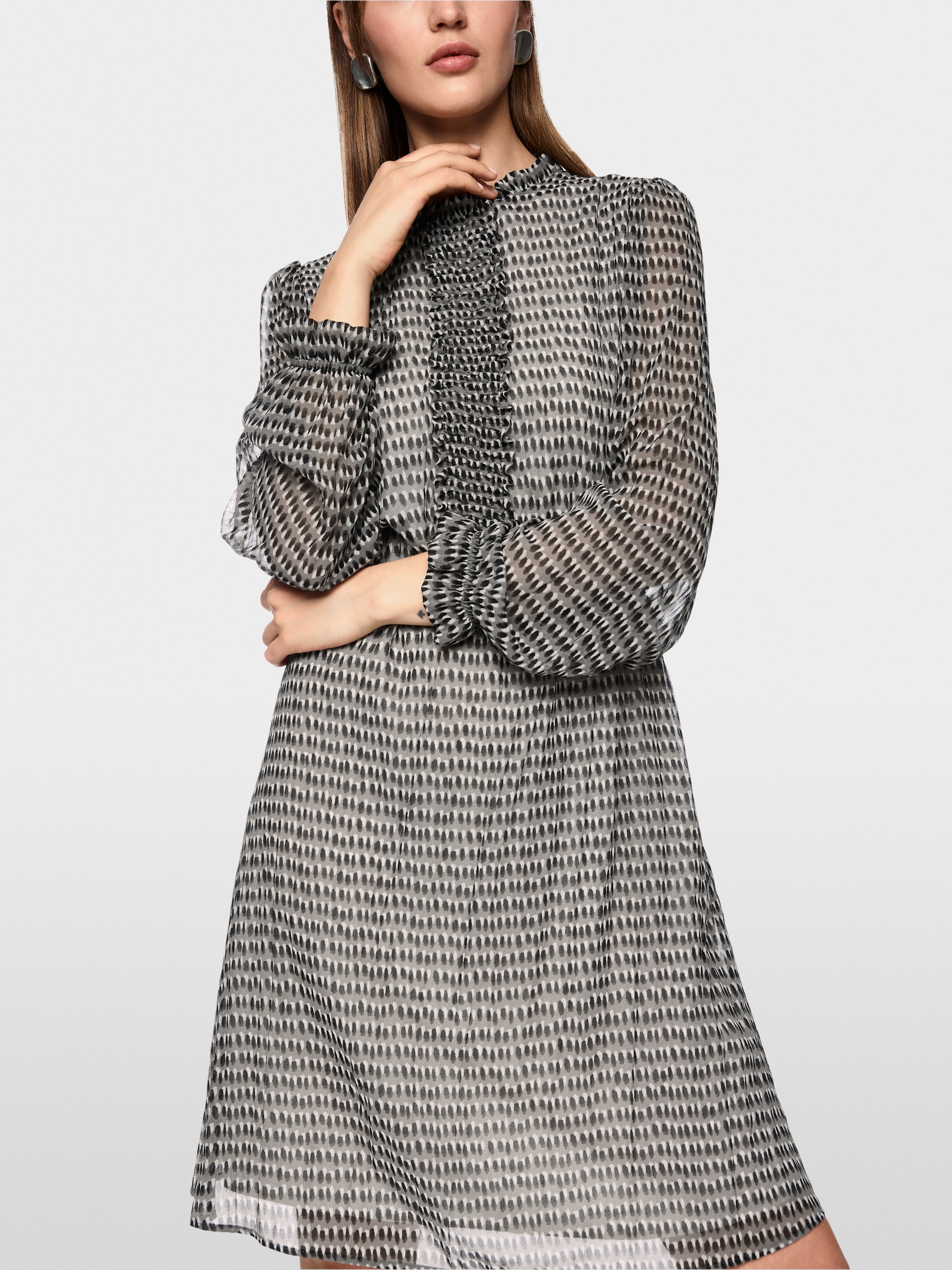 Bedrucktes Kleid mit Mini-Rüschen