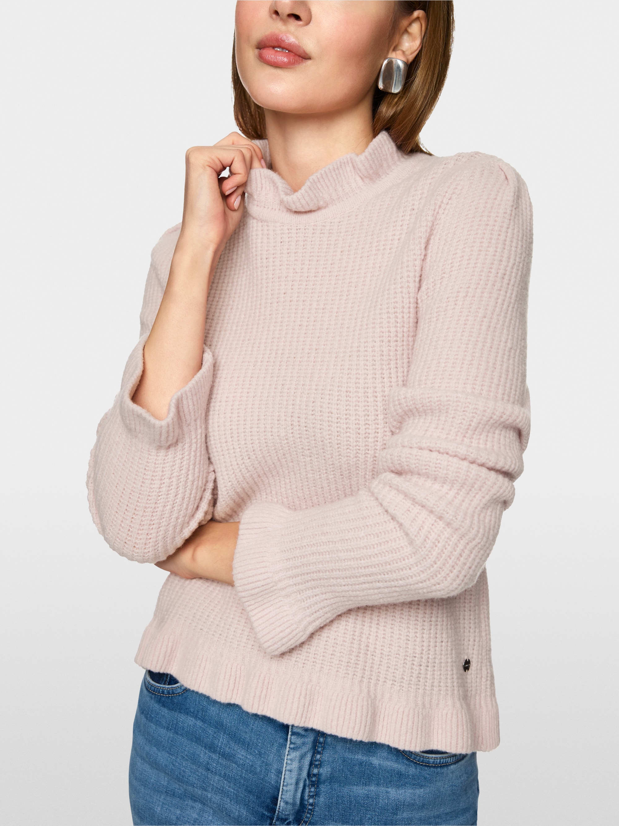 Trui met ruches, Knitted in Germany