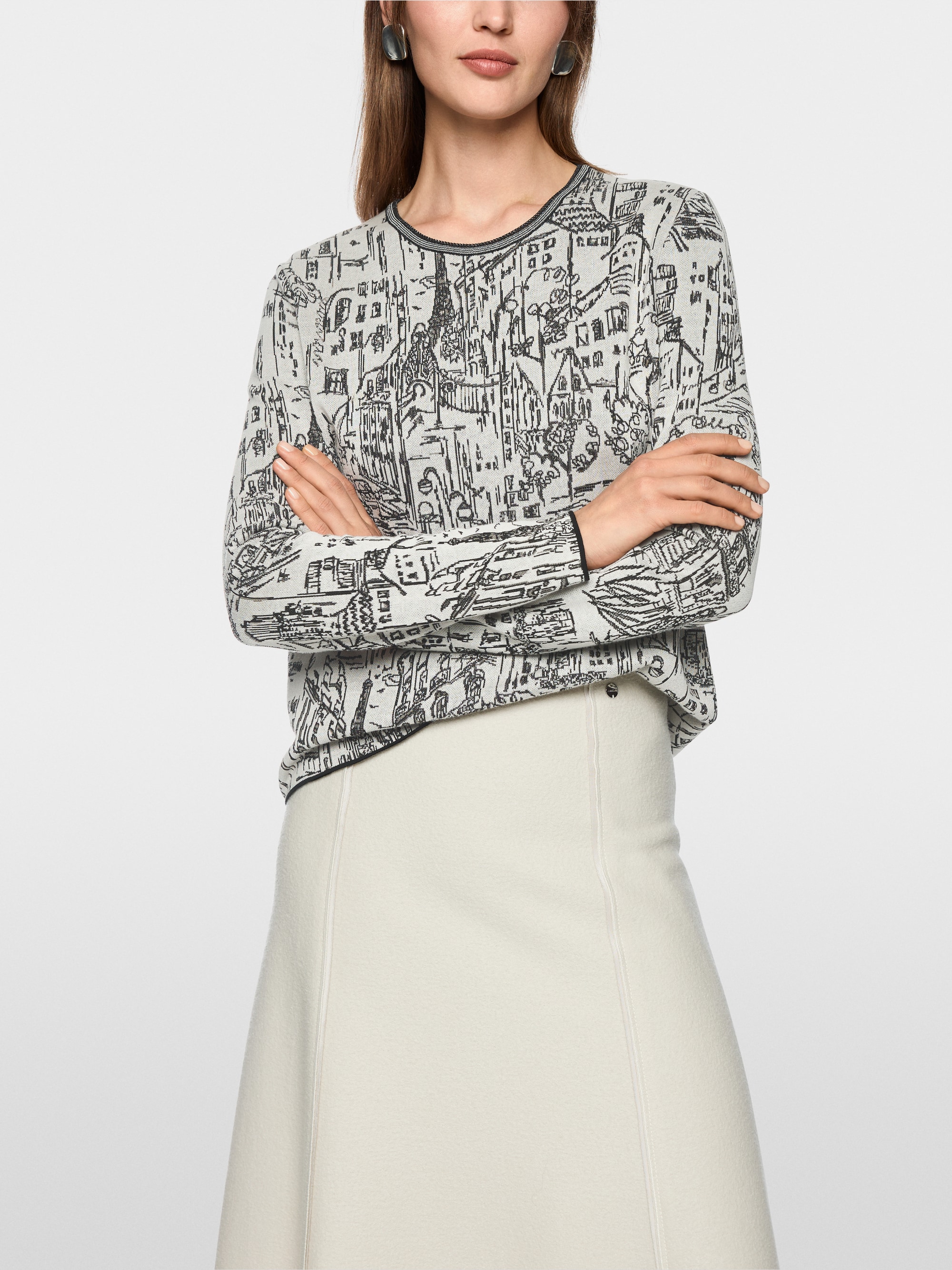 Pull en maille fine tricoté en Allemagne