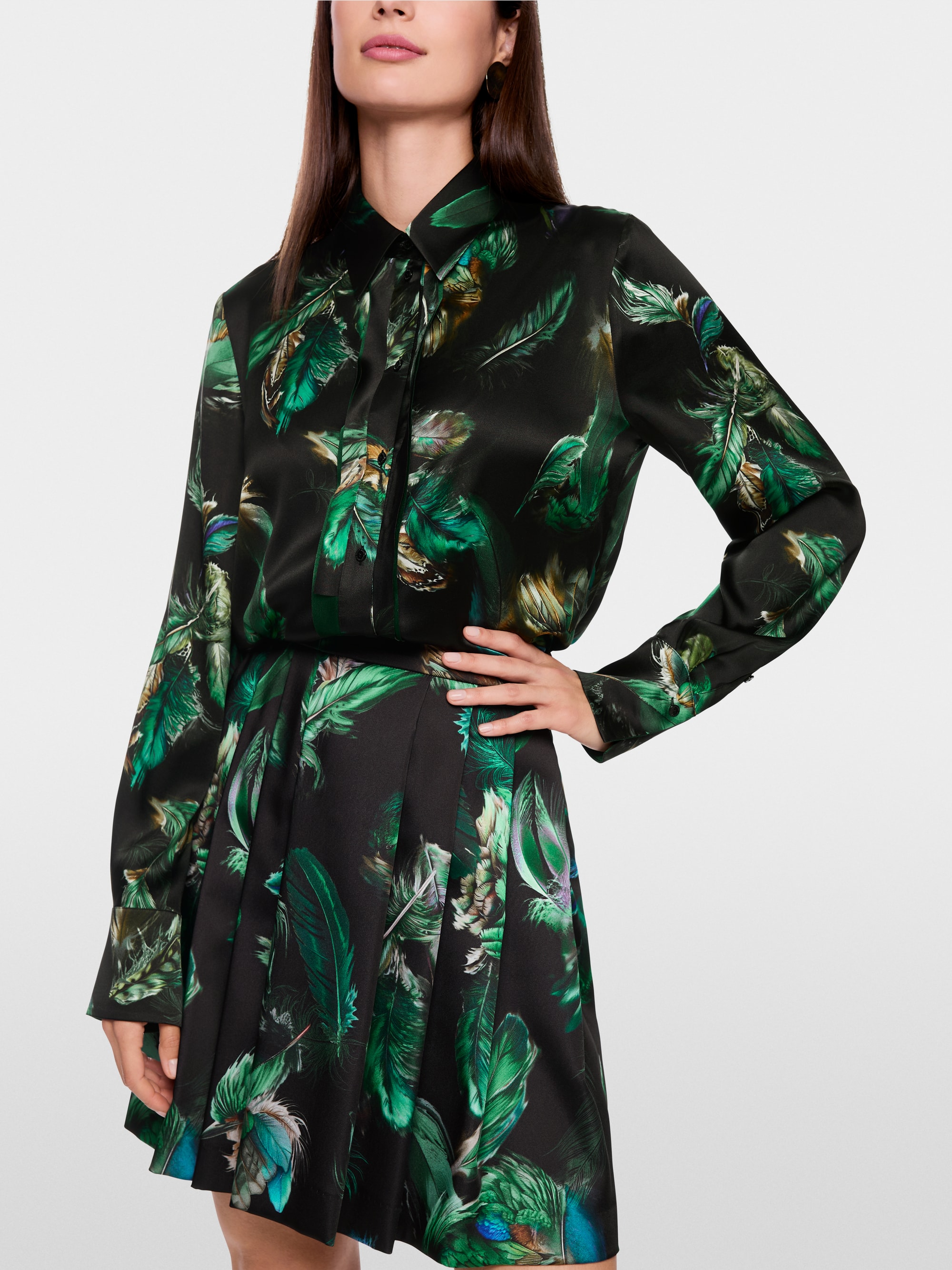 Seidenbluse mit Federnprint