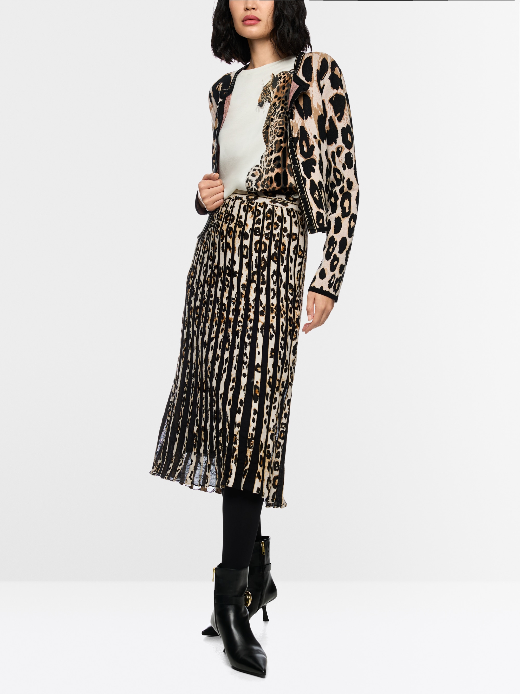 Knitted in Germany leo print maxi skirt